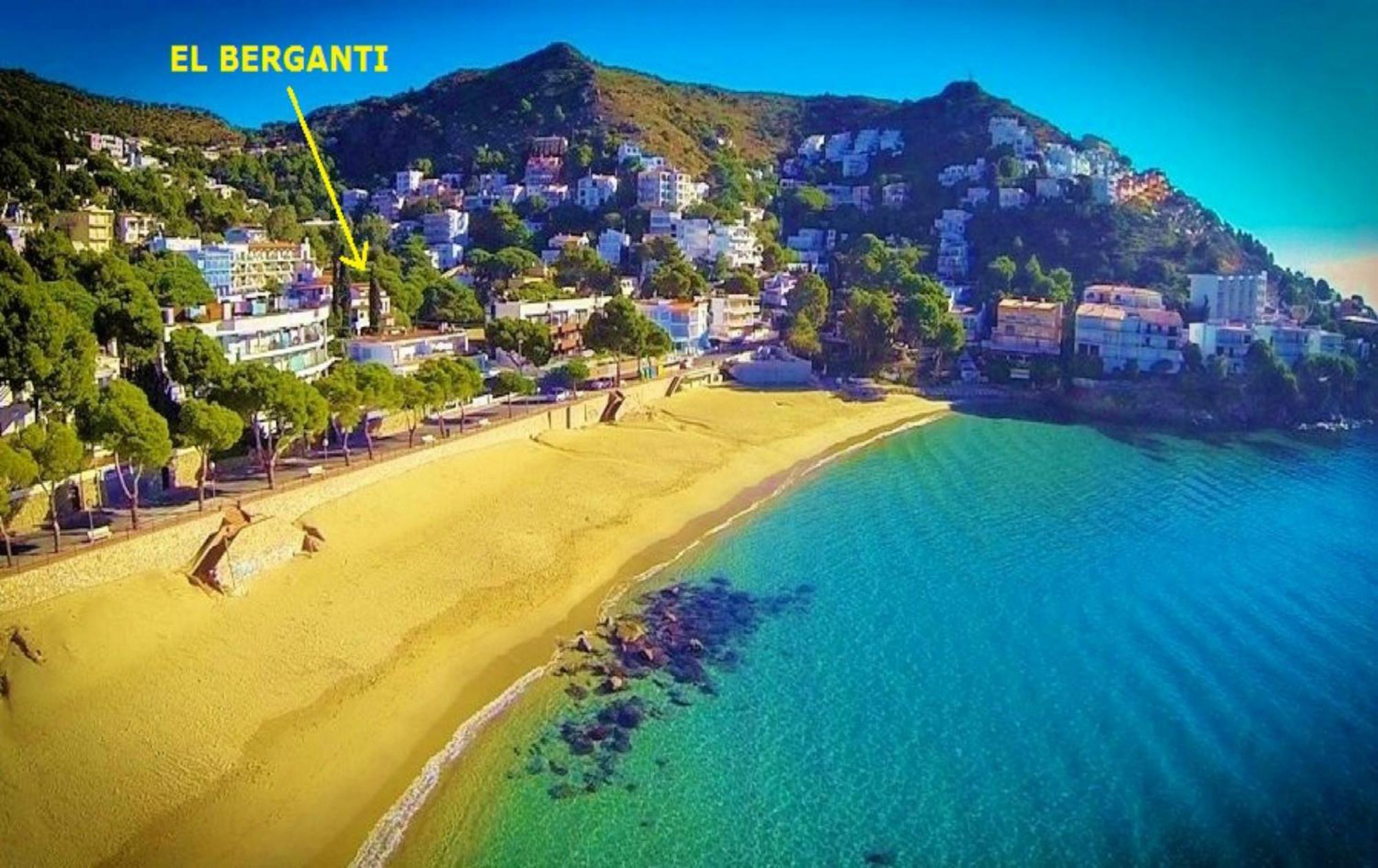 Estudi Nº5 'apartaments El Berganti' * Rosas