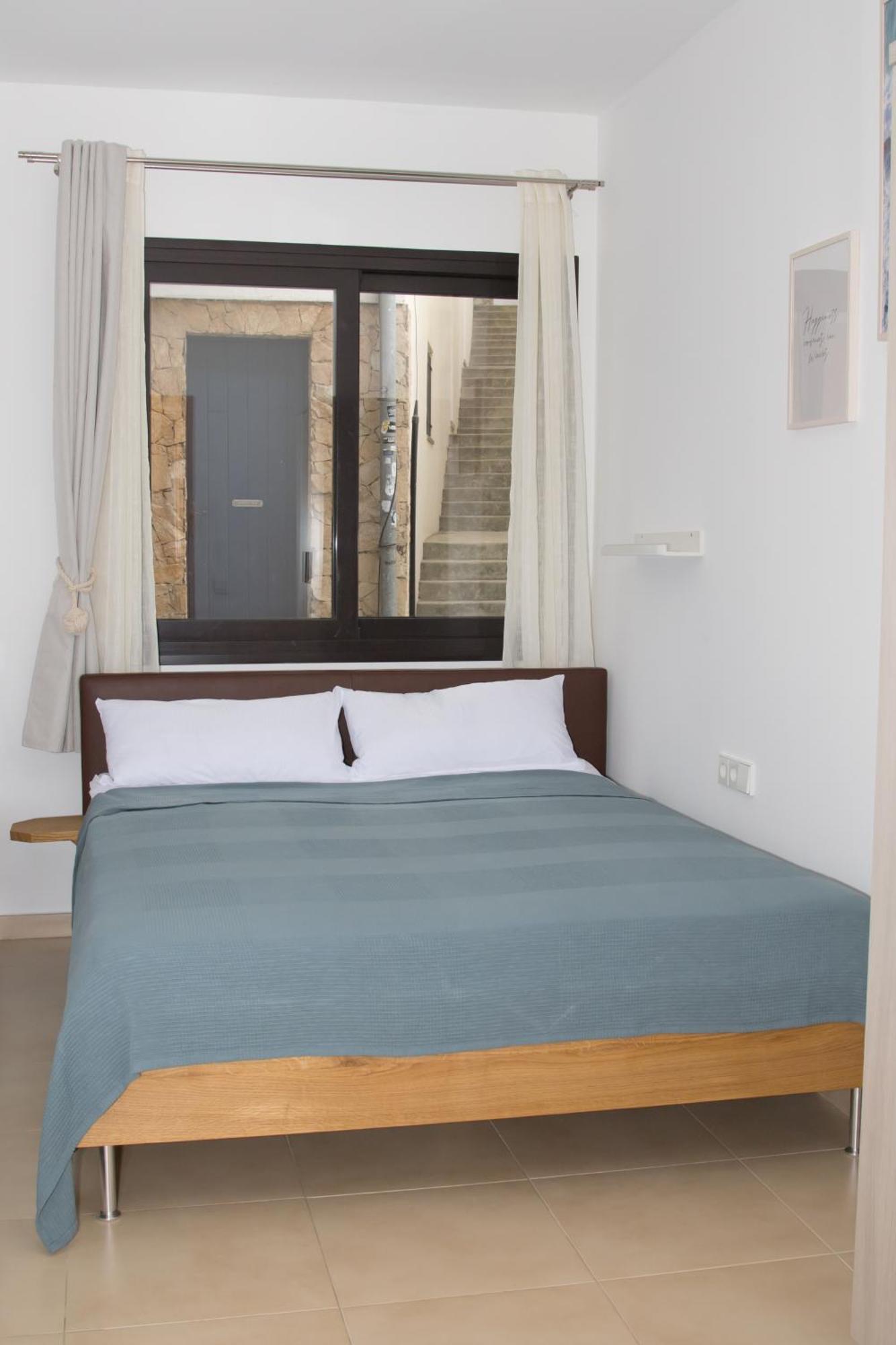 Modern - La Maca Apartment Tamariu