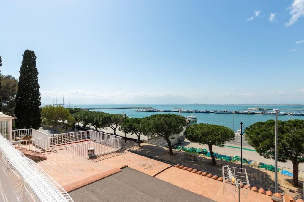 Merce 30-amplia Con Vistas Al Mar Rosas