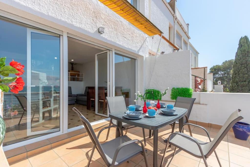 Merce 30-amplia Con Vistas Al Mar Rosas