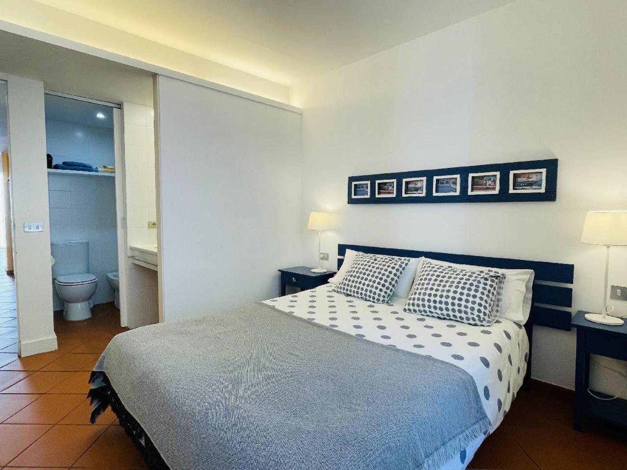 Apartment Tamariu Beachfront Ideal Para Familias Y Grupos. *