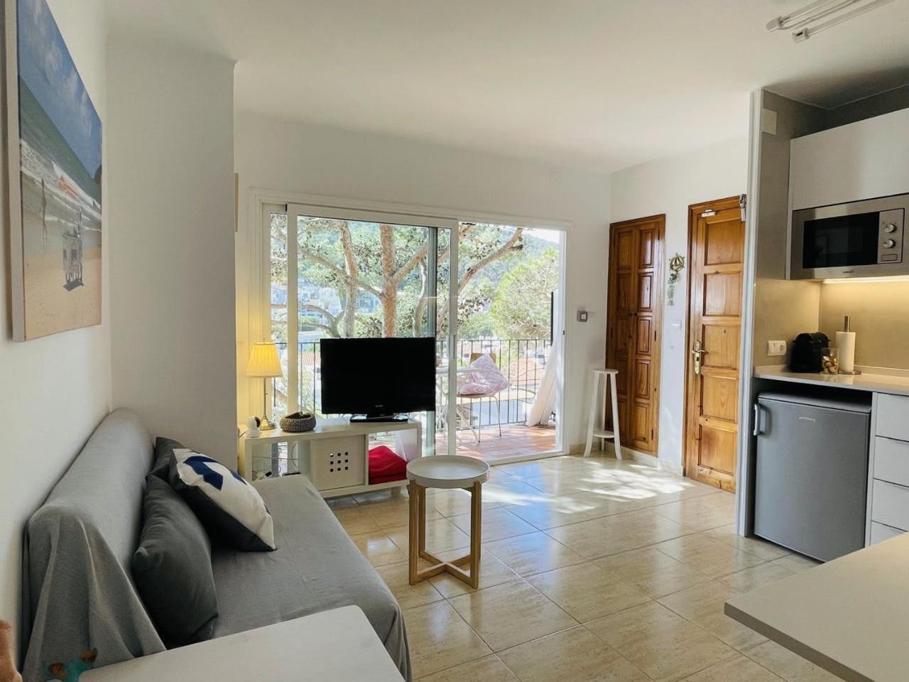 Apartamento Roca Rubia 1- Very Cozy, Terrace And Balcony With Stunning Views