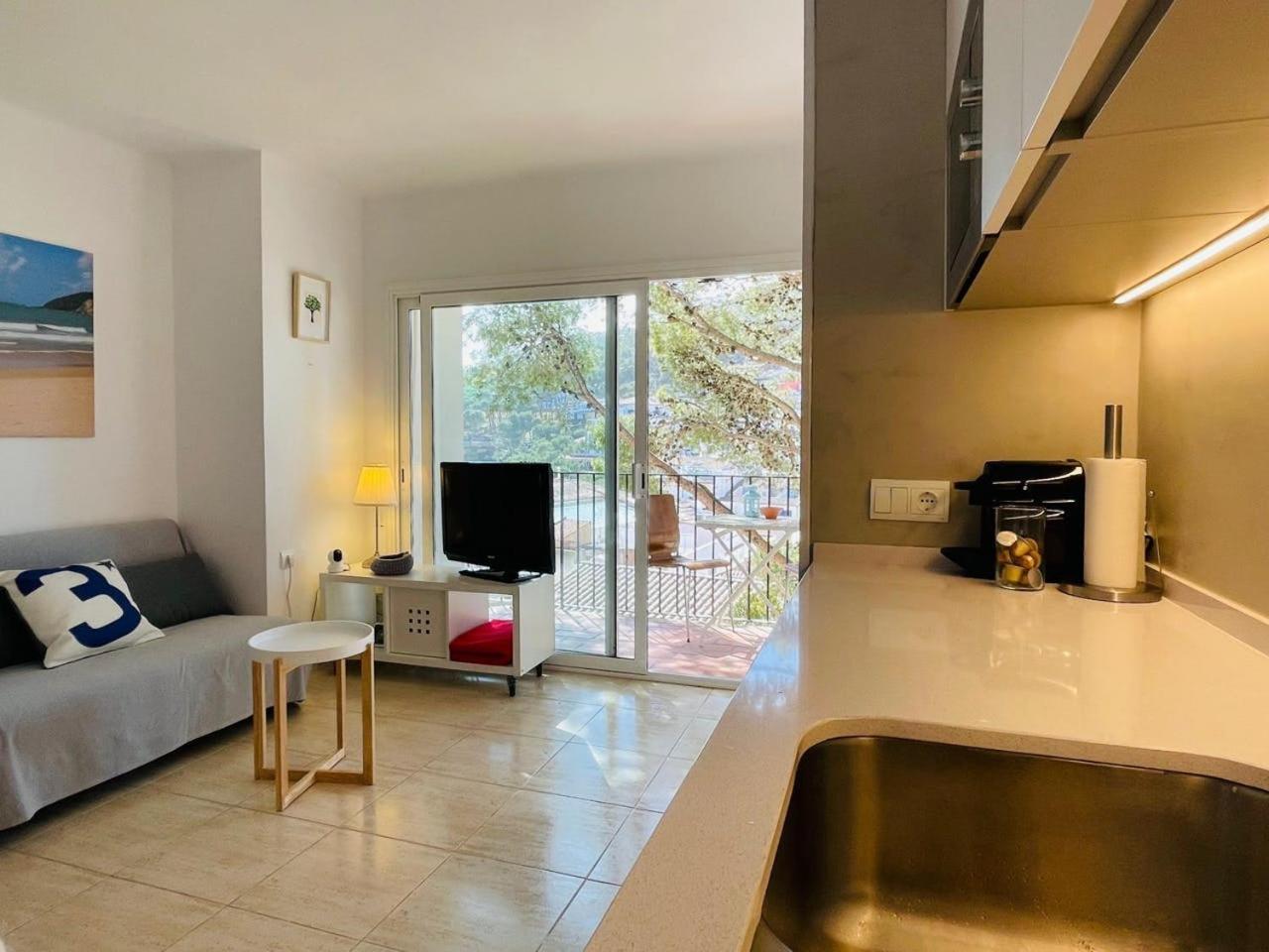 Apartamento Roca Rubia 1- Very Cozy, Terrace And Balcony With Stunning Views Tamariu