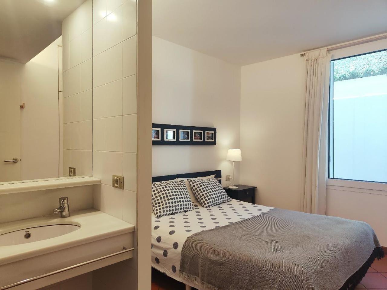 Apartment Tamariu Beachfront Ideal Para Familias Y Grupos. *