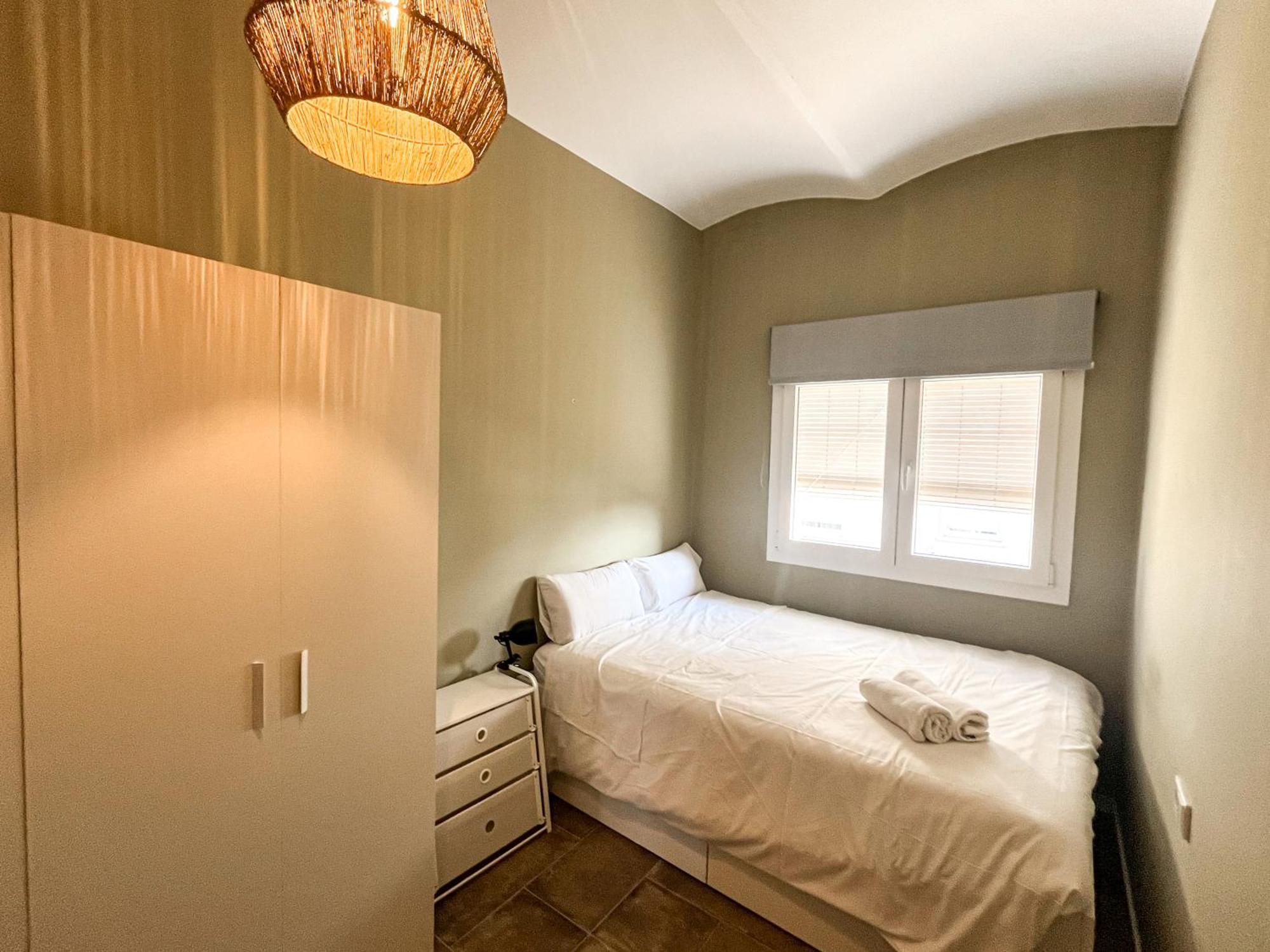 Apartment Chic In Center