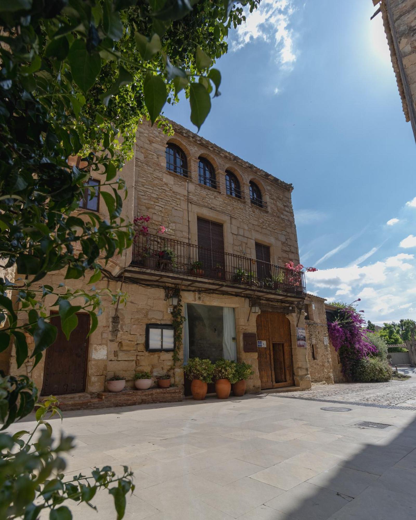 La Riera De Guest house