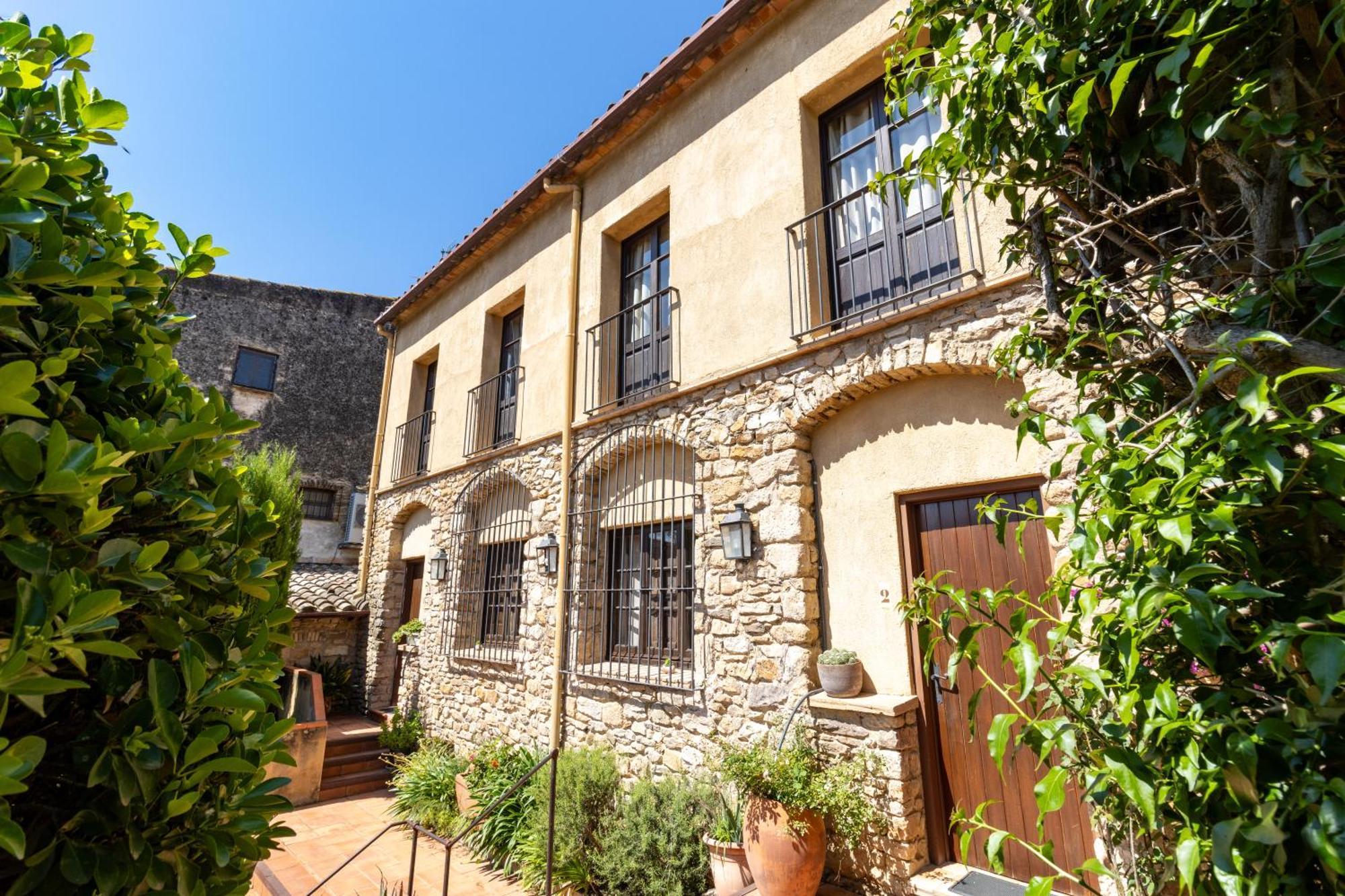 Guest house La Riera De
