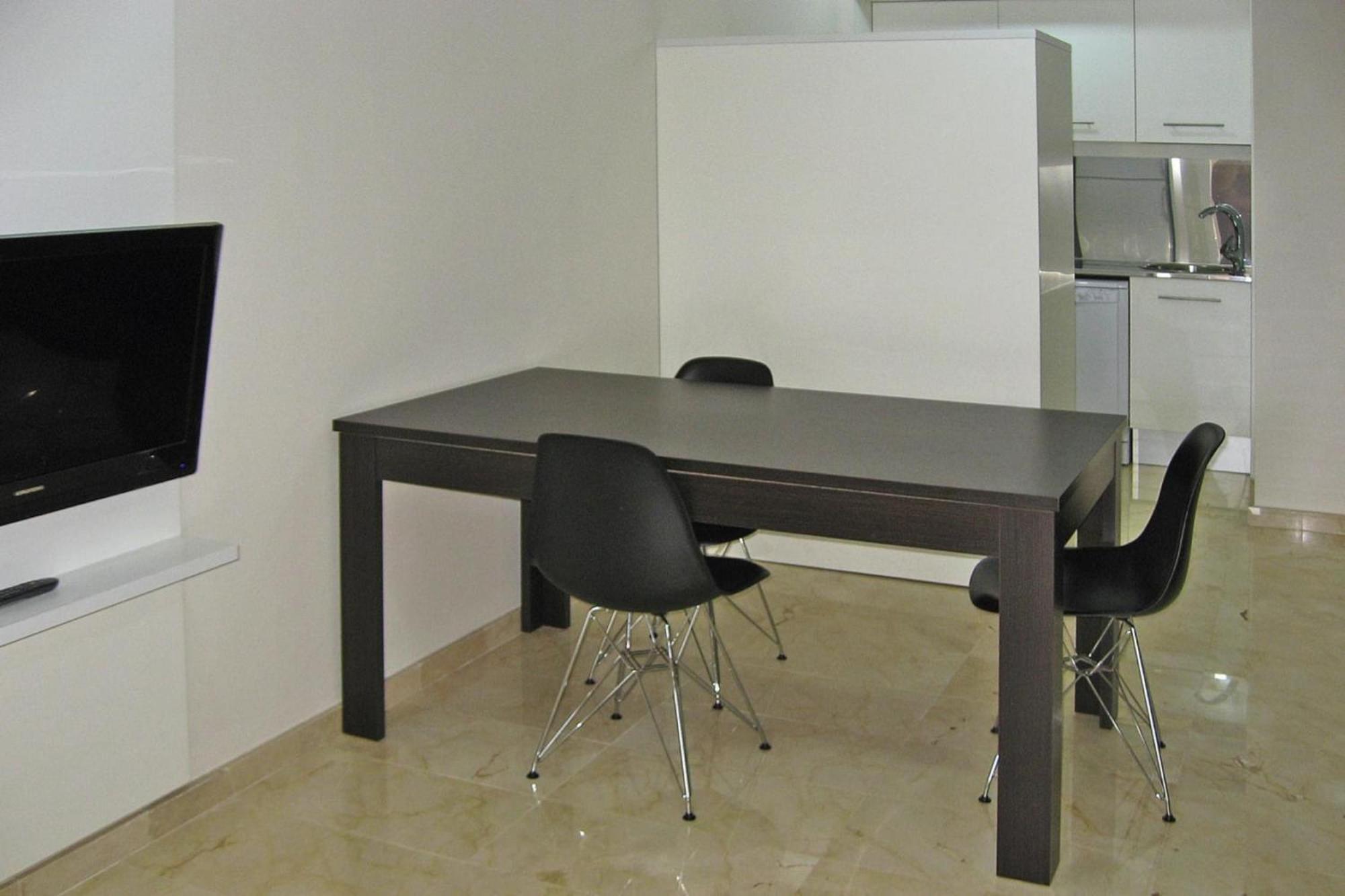 In La Escala With Air Conditioning Apartamento *