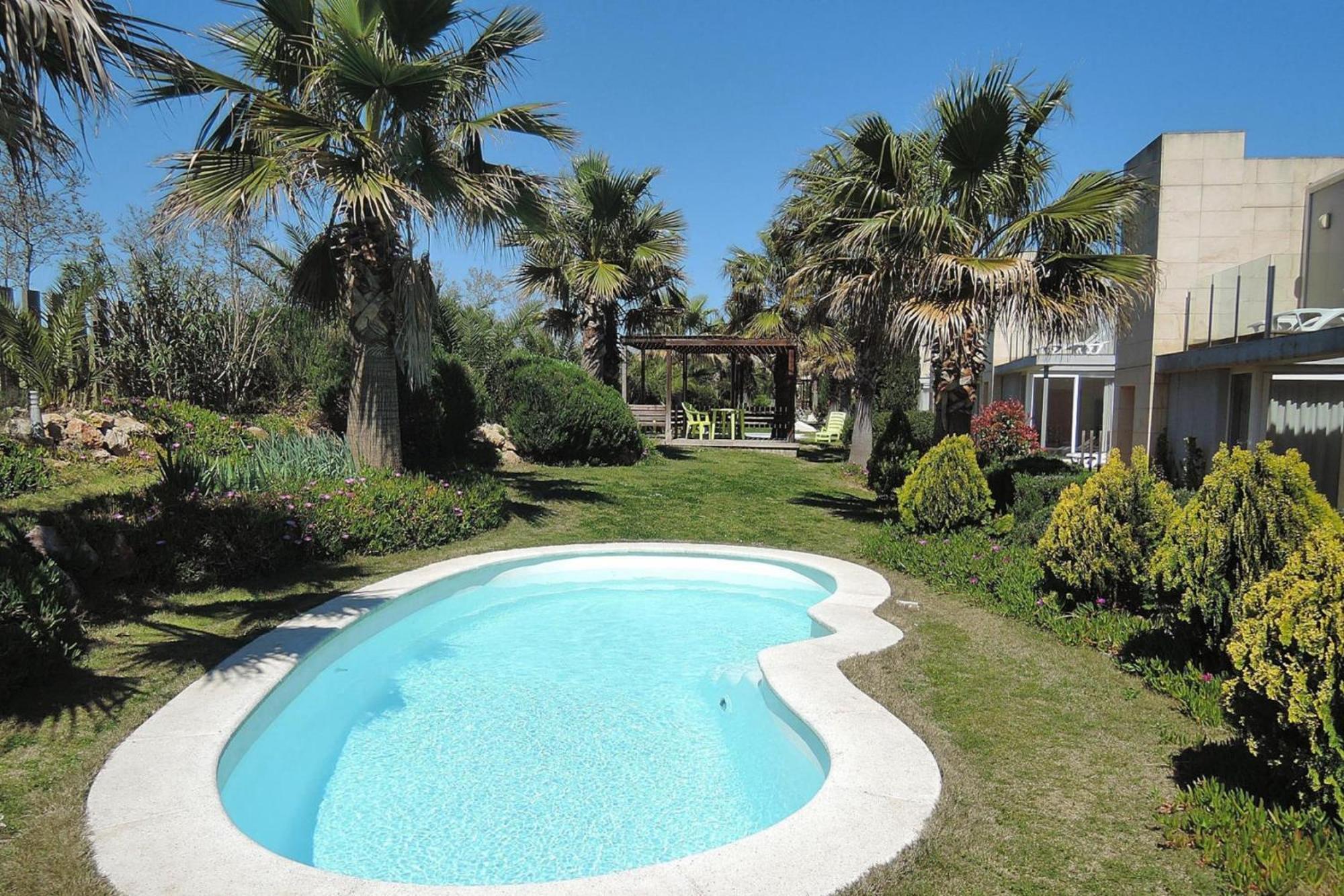 In La Escala With Air Conditioning Apartamento