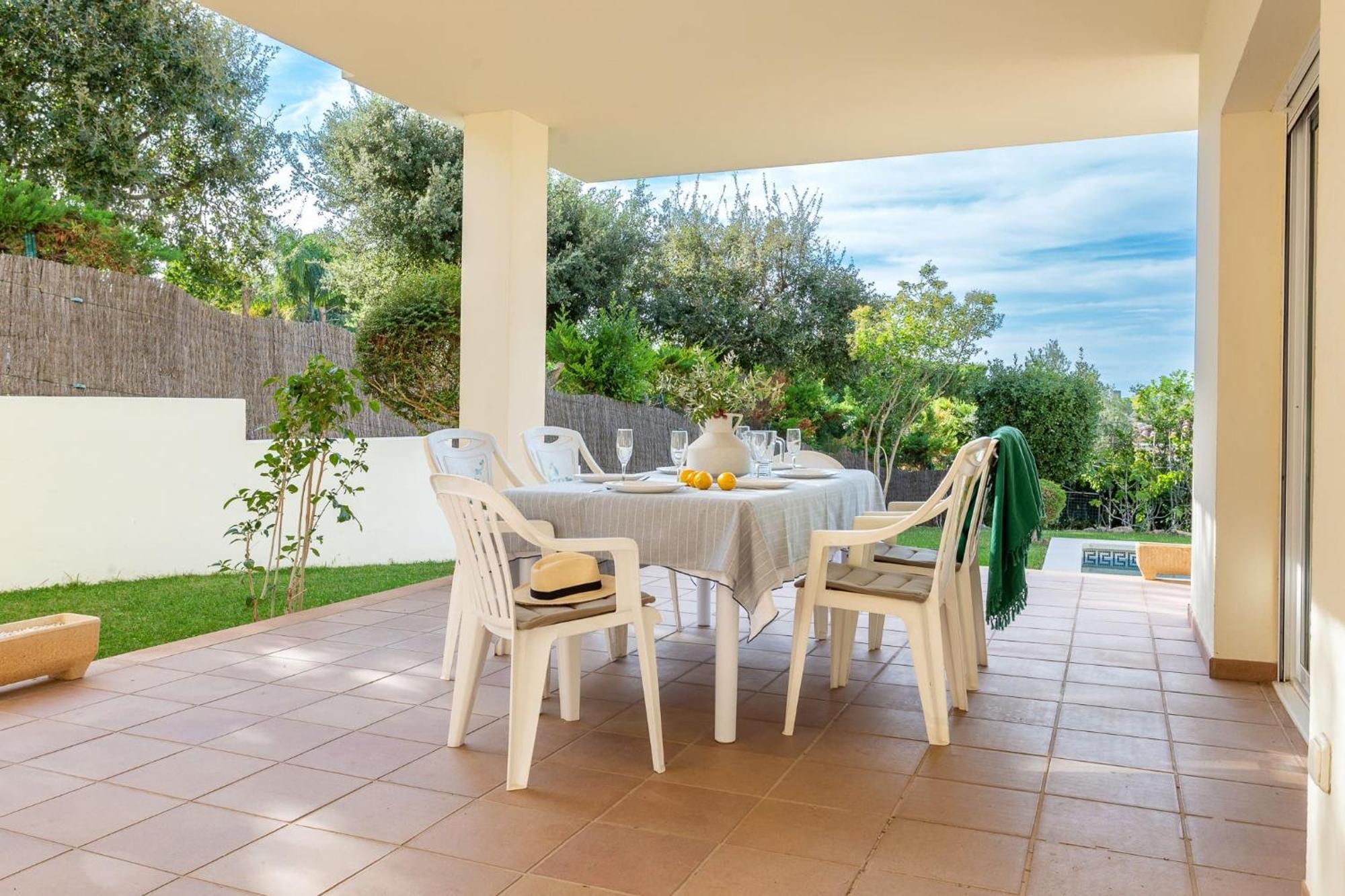 Holiday home Half Of The House Amapola
