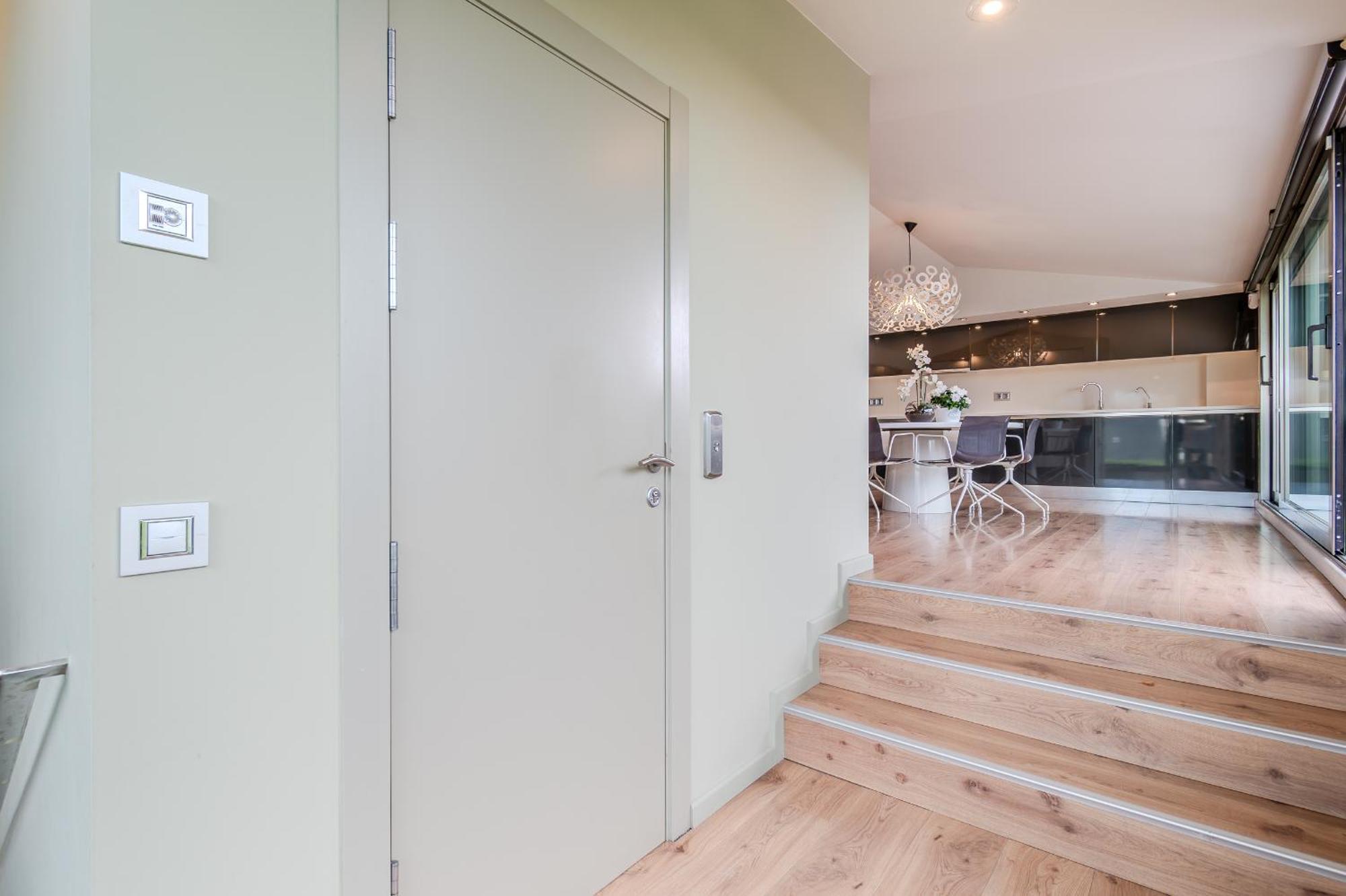 Gran Duplex Cerca Del Mar Con Piscina Privada En El Centro De Roses