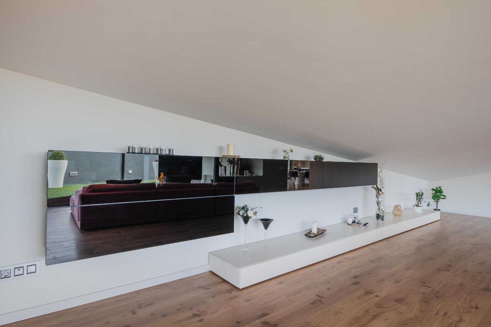 Holiday home Gran Duplex Cerca Del Mar Con Piscina Privada En El Centro De