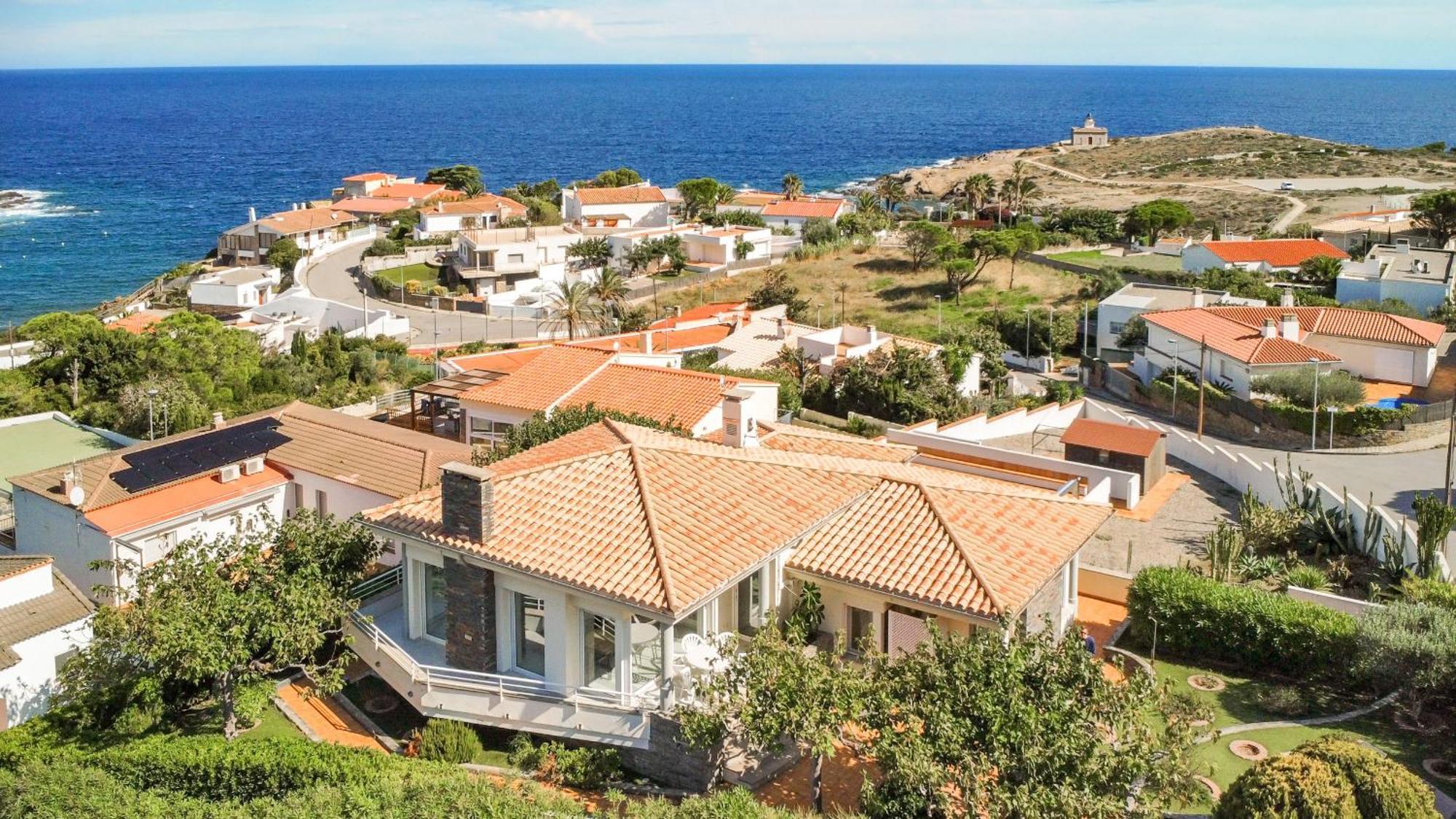 Majordoms - Sarnella, Villa