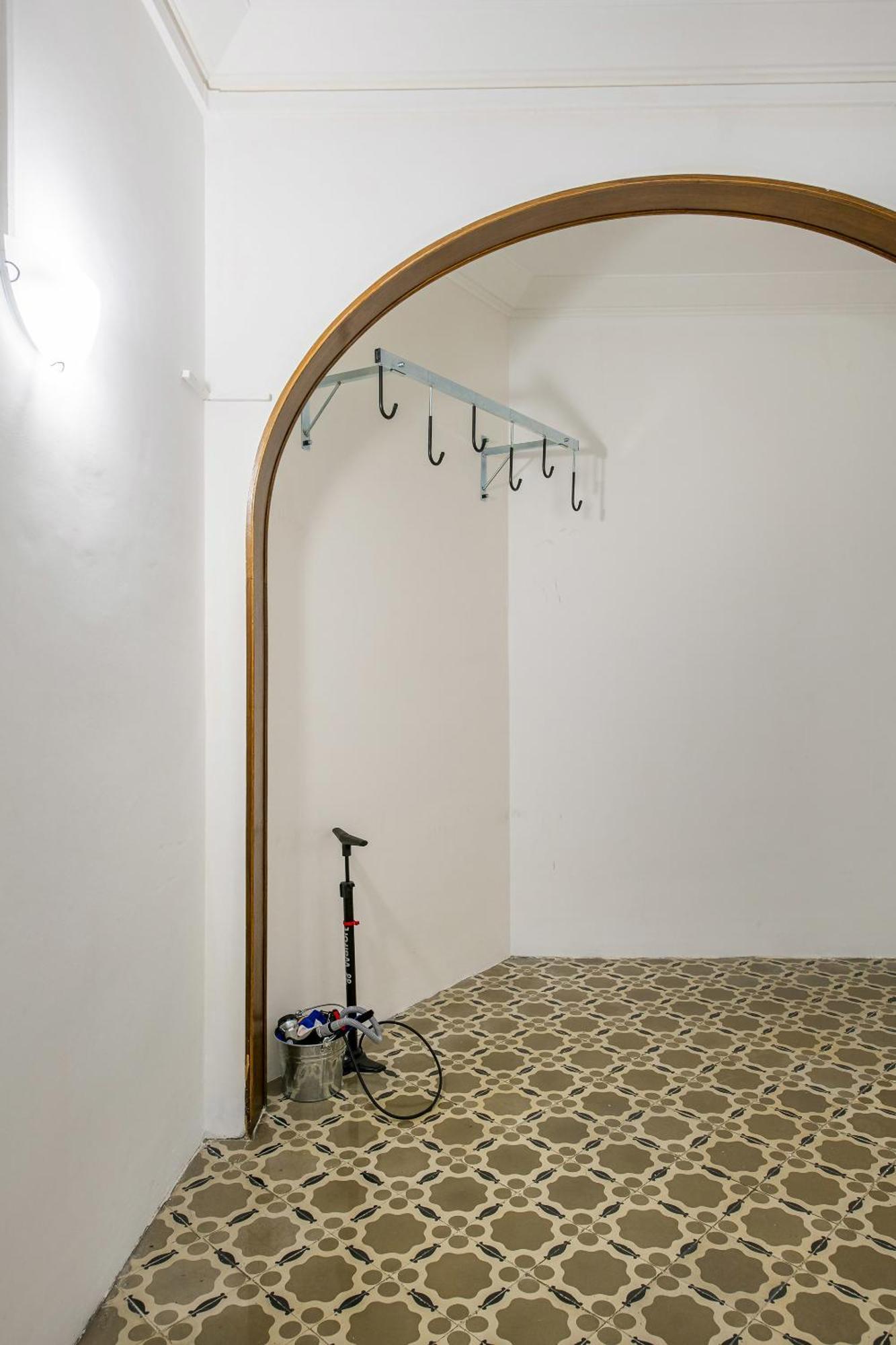 Cycle Haven In Center Gerona