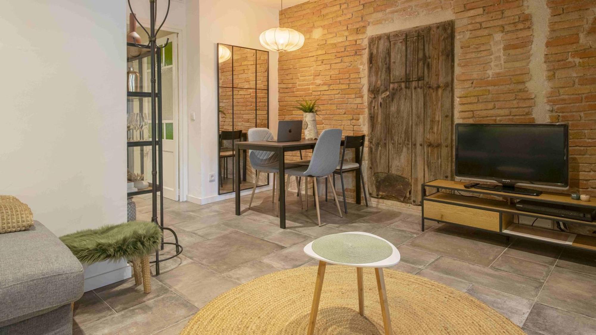 Chic In Center * Girona