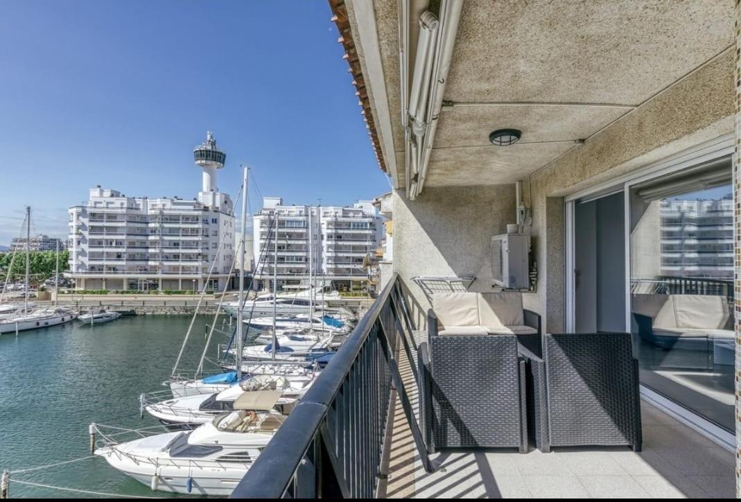 Apartamento Con Vistas A Mar Y Canal. *