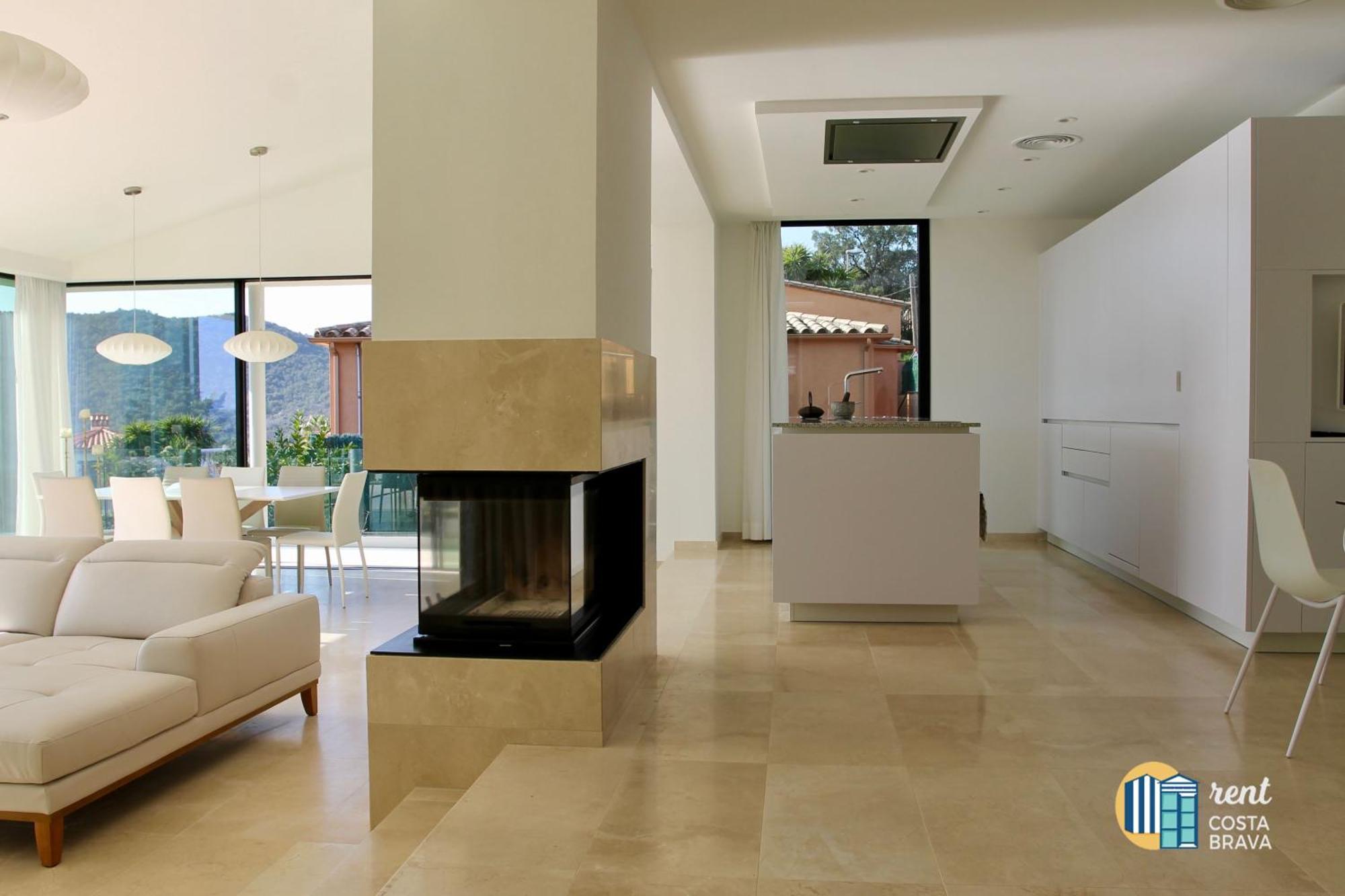 Villa La Dolca By Rent Costa Brava