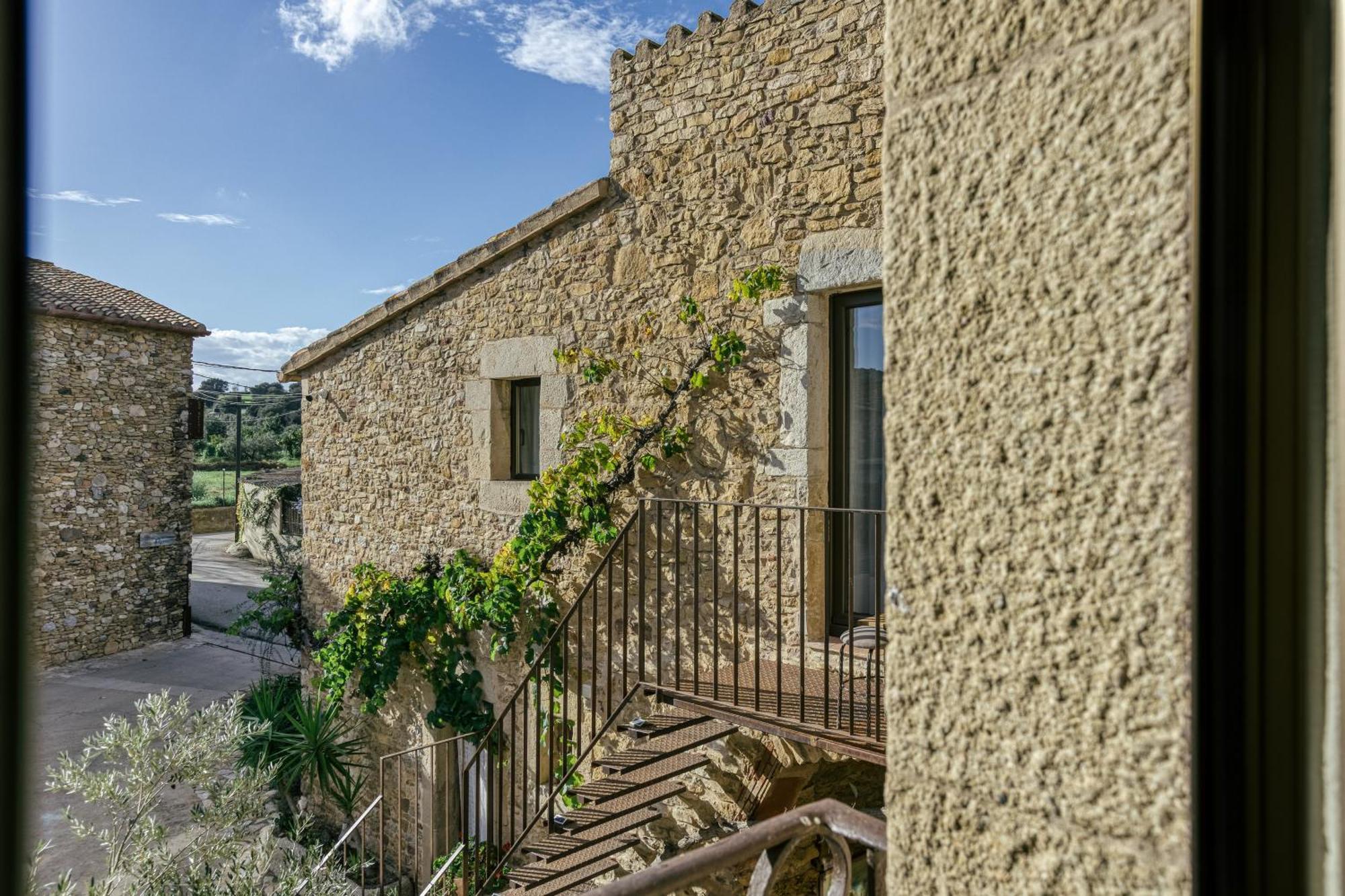 Habitacio Puntanals Bed and breakfast Sant Feliu de Boada