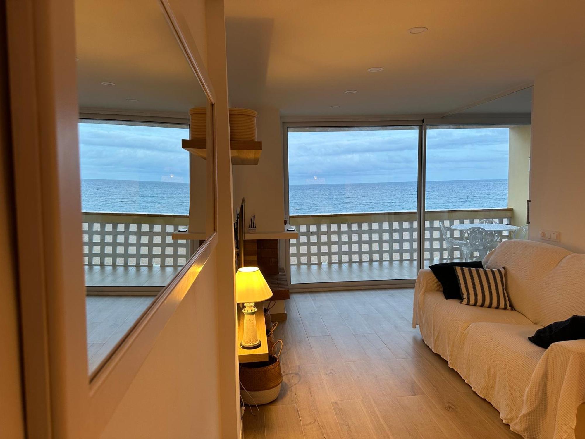 Primera Linea De Mar Apartamento