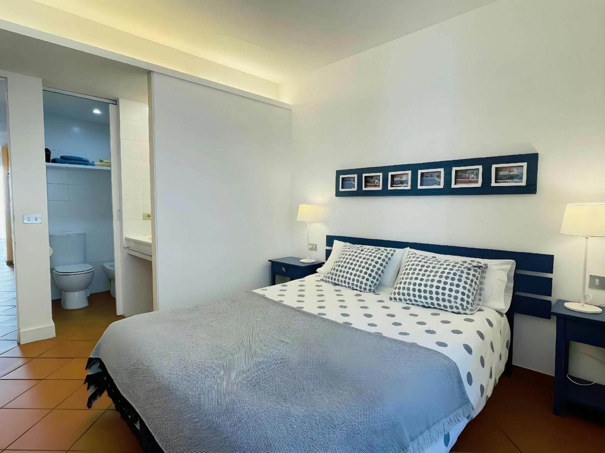 Apartment Tamariu Beachfront Ideal Para Familias Y Grupos.