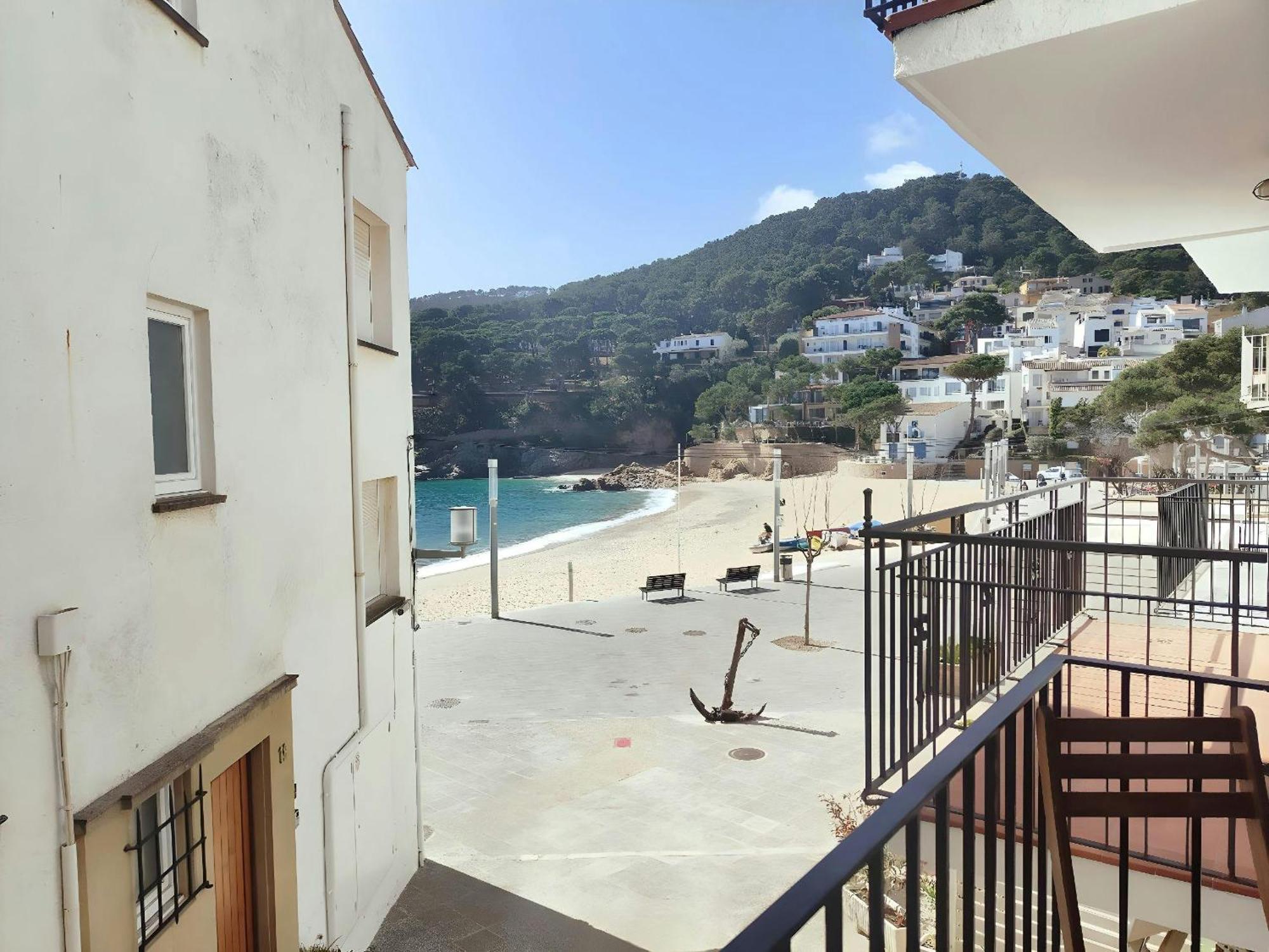 Tamariu Beachfront Ideal Para Familias Y Grupos.
