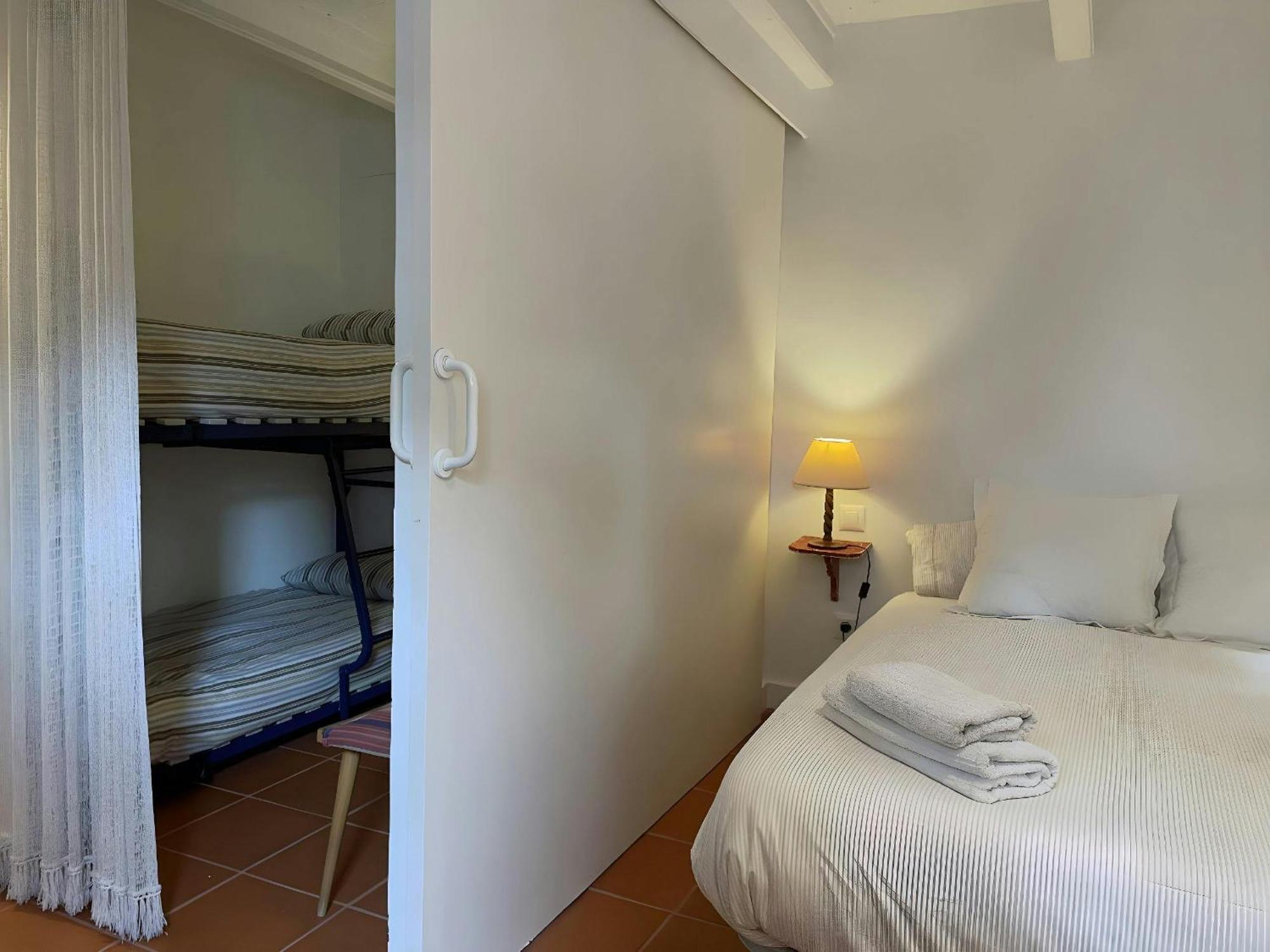 T2 - Sunny Duplex With Garden 50m From *