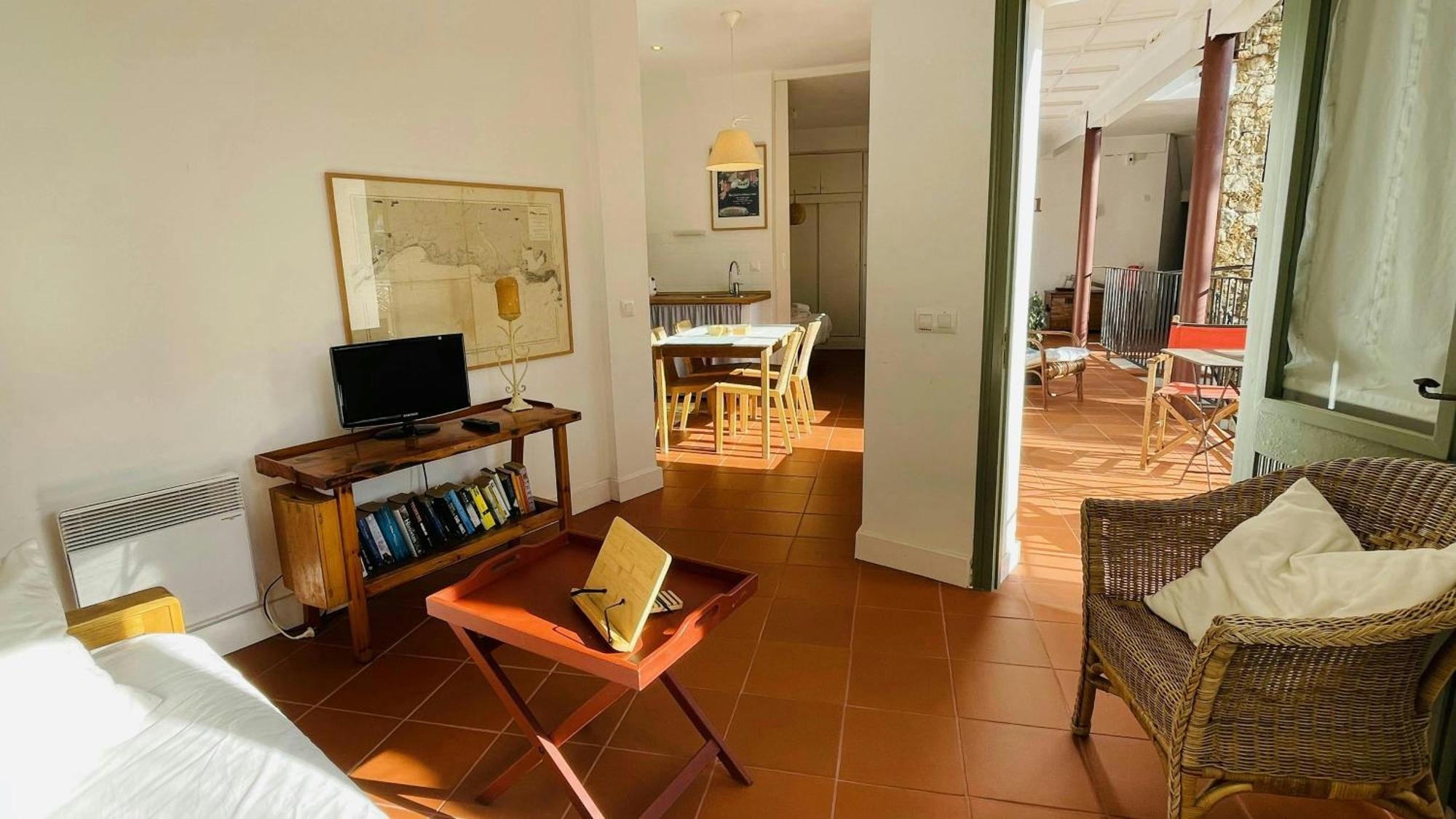T5 - Cozy Retreat 50m To Garden Escape Tamariu