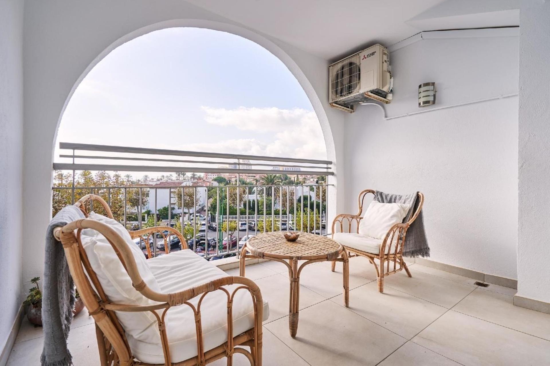 Fuer 4 Personen Ca 70 Qm In Empuriabrava, Costa Brava Golf De Roses *