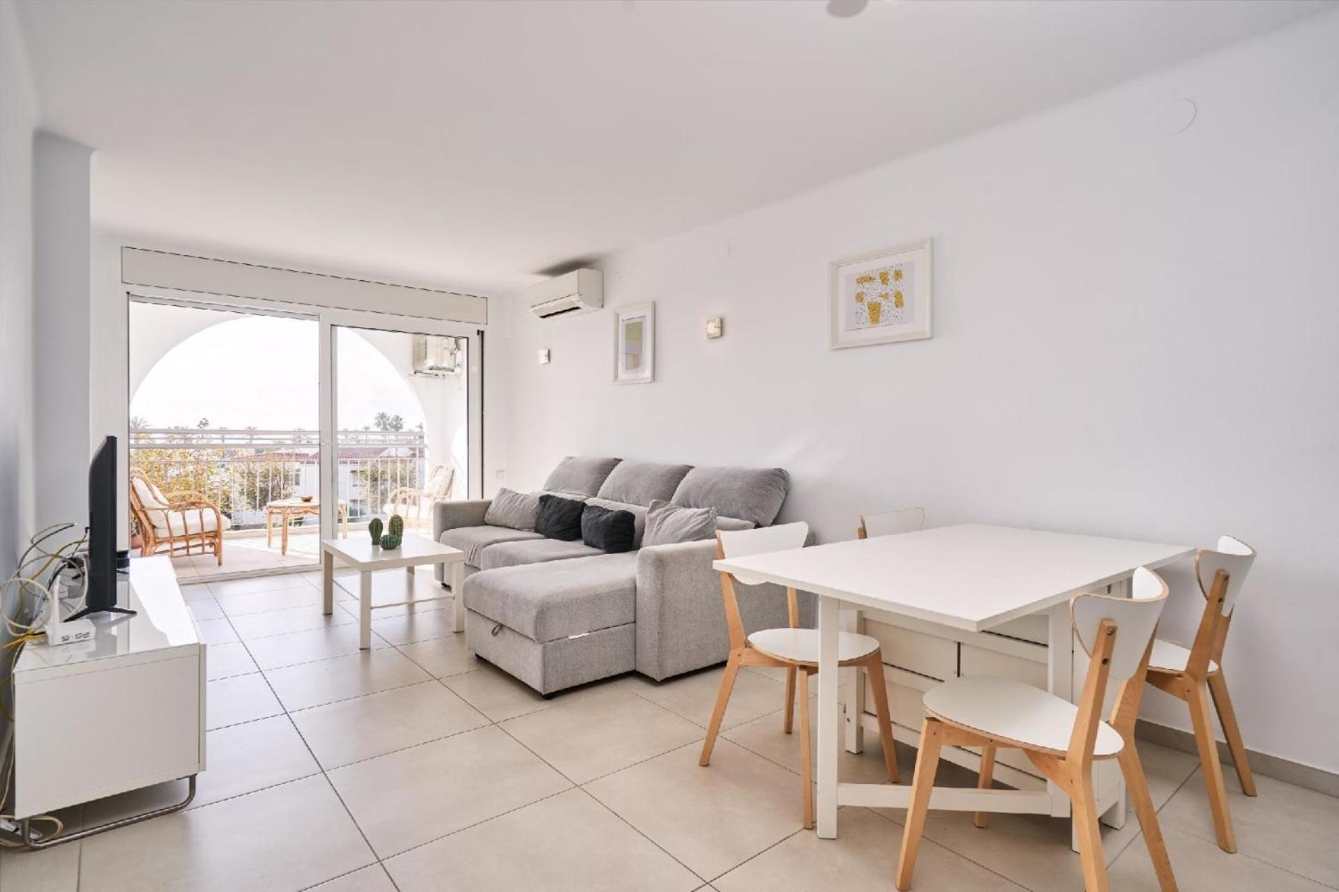 Fuer 4 Personen Ca 70 Qm In Empuriabrava, Costa Brava Golf De Roses Apartamento *