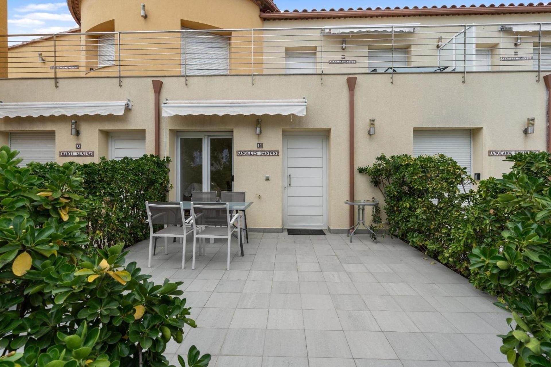 Apartamento Fuer 4 Personen Ca 45 Qm In Empuriabrava, Costa Brava Golf De Roses