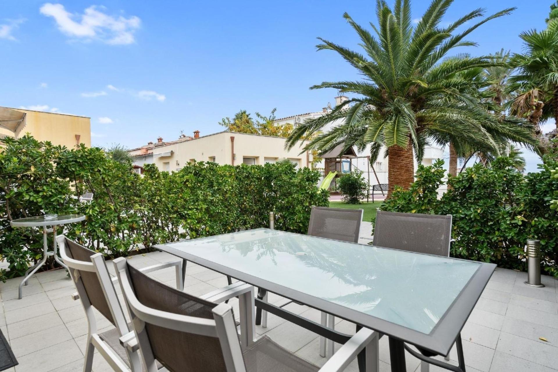 Apartamento Fuer 4 Personen Ca 45 Qm In Empuriabrava, Costa Brava Golf De Roses *