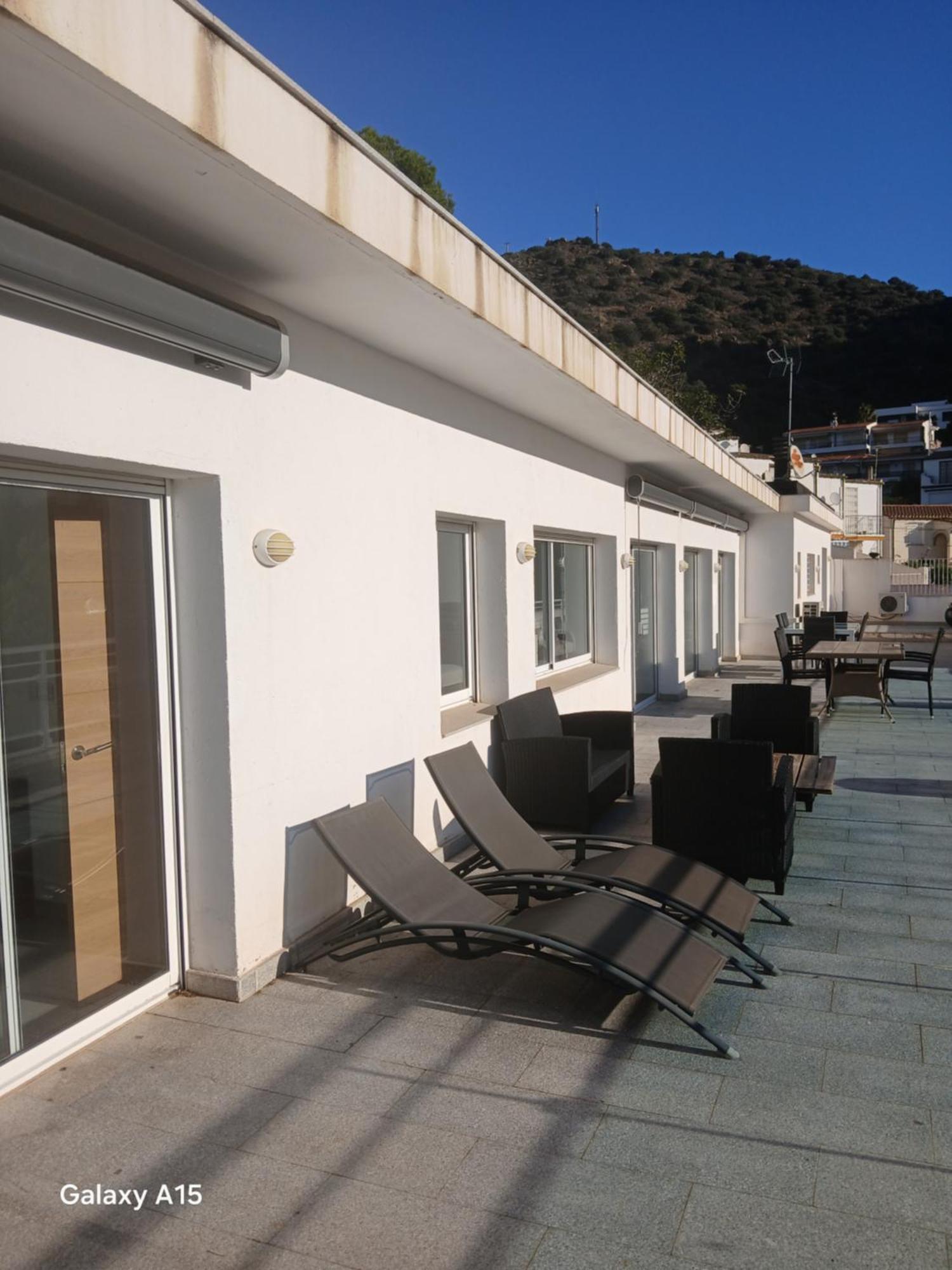 Apartment Almadrava