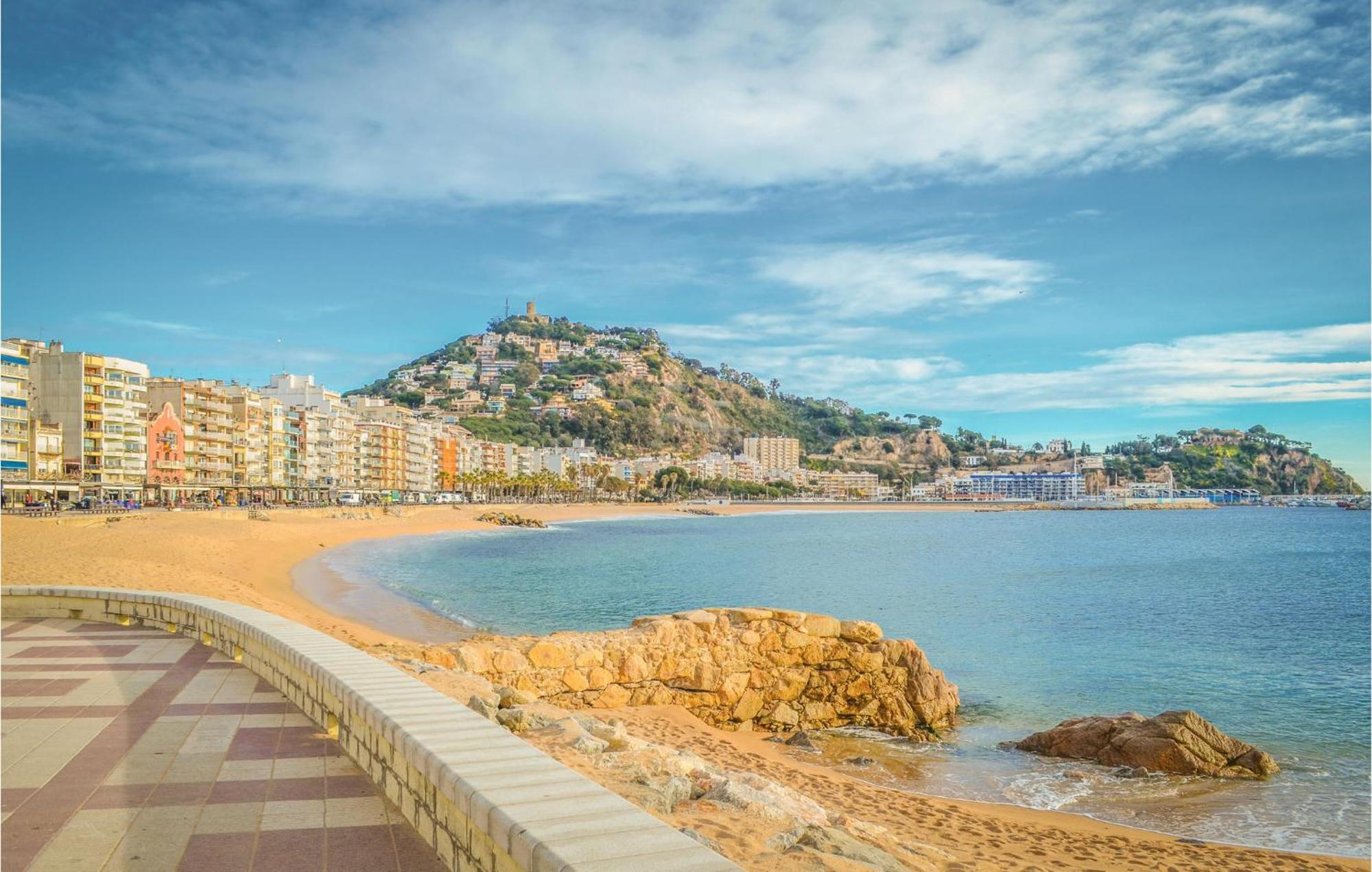 Beautiful In With Kitchen * Blanes