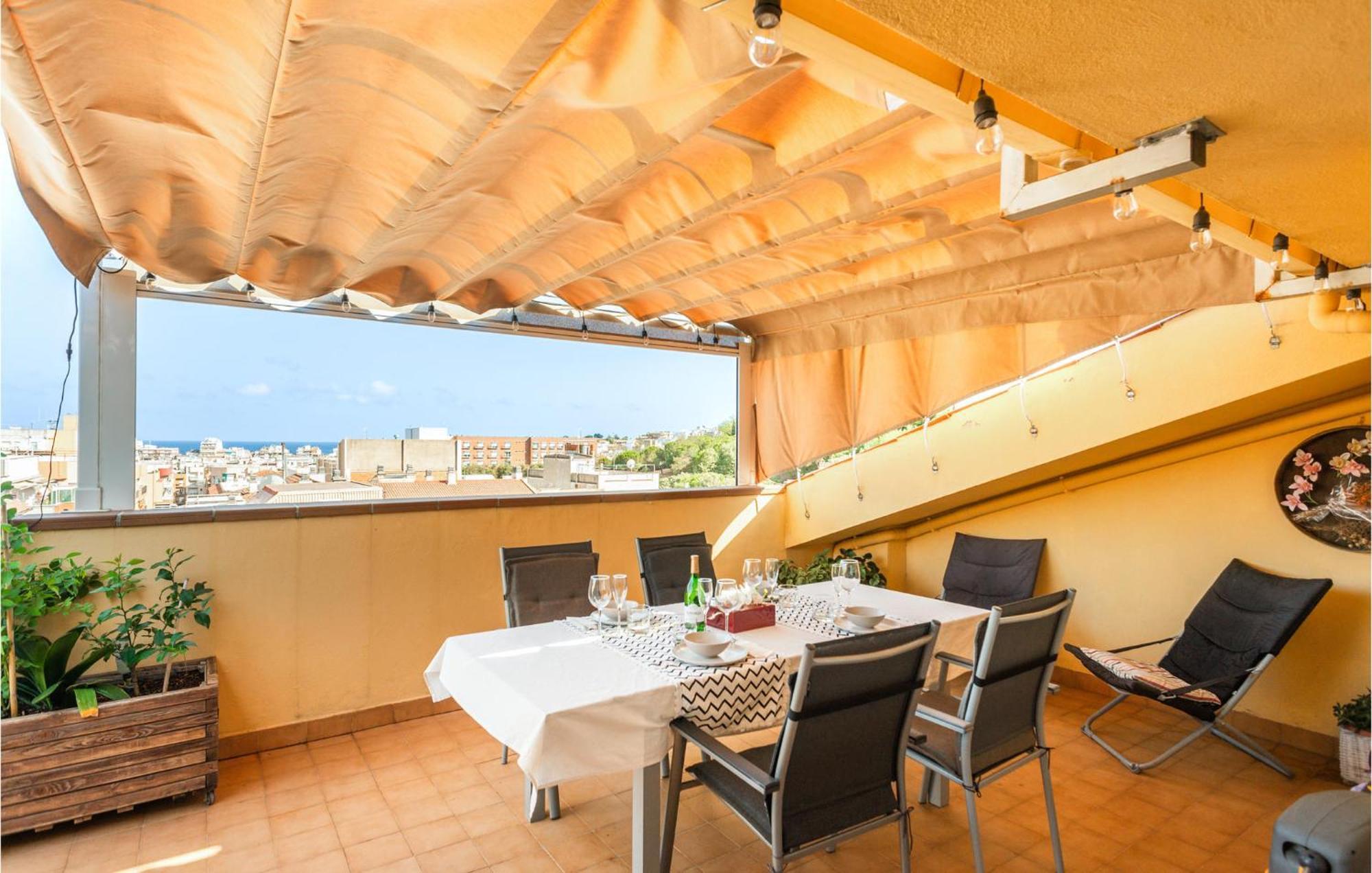 Apartment Beautiful In With Kitchen Blanes