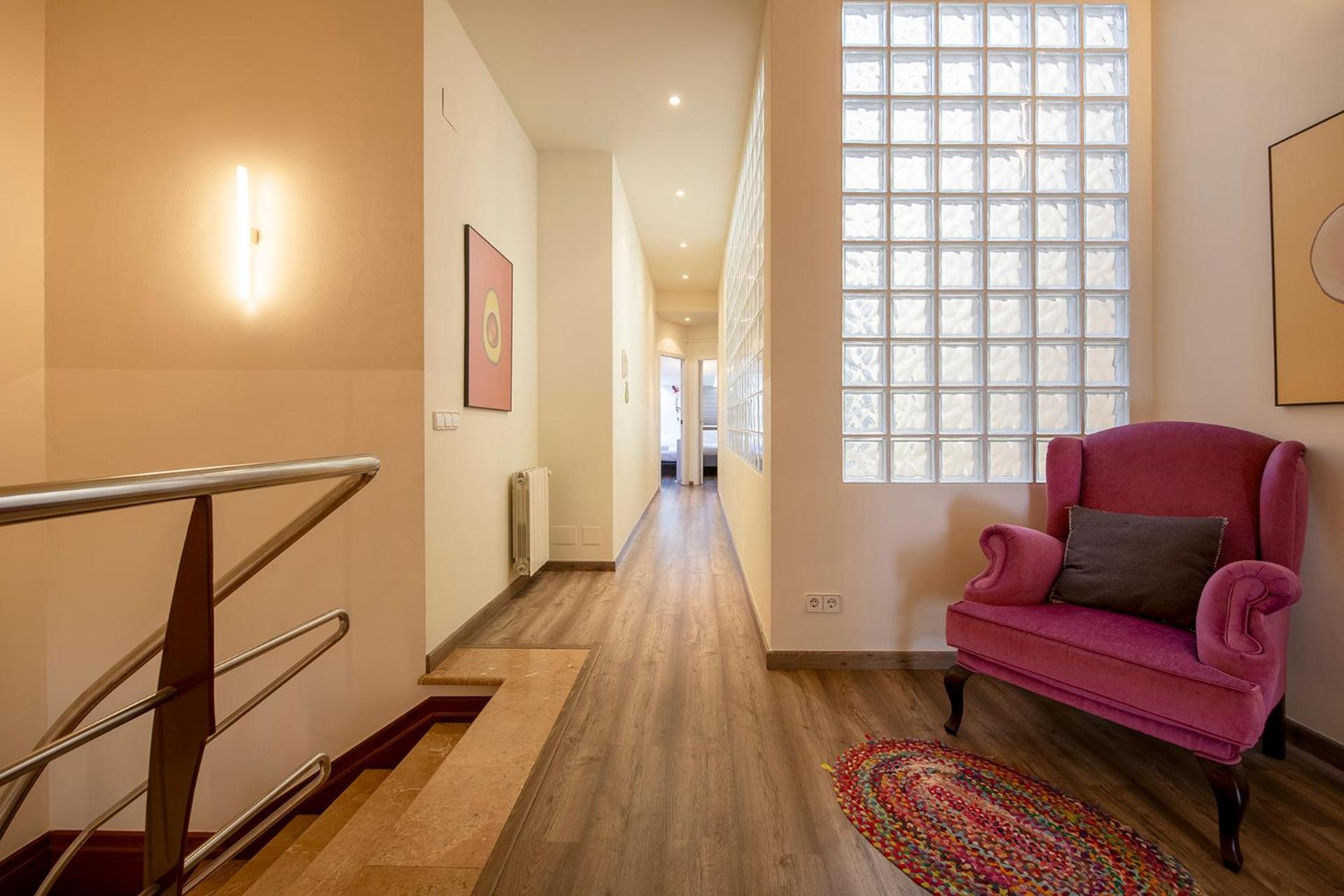 Sleep & Luxury Floor With Terrace Apartment