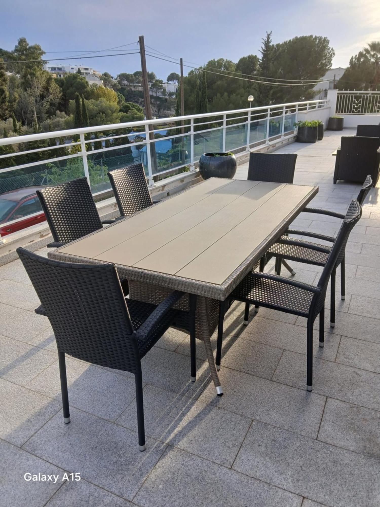 Apartment Almadrava