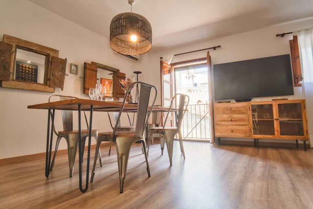 Seahomes Vacations - Centric 100m And Pkg * Tossa de Mar