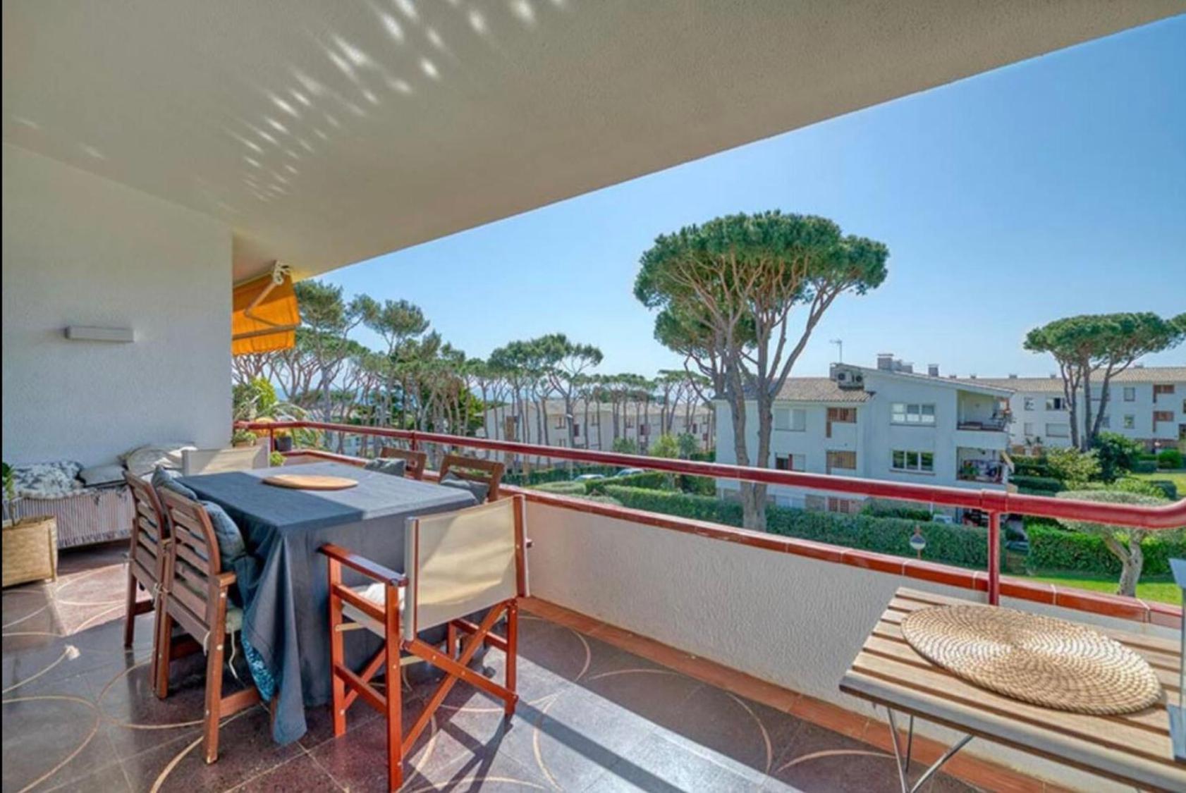With Pool And Tennis Courts In *