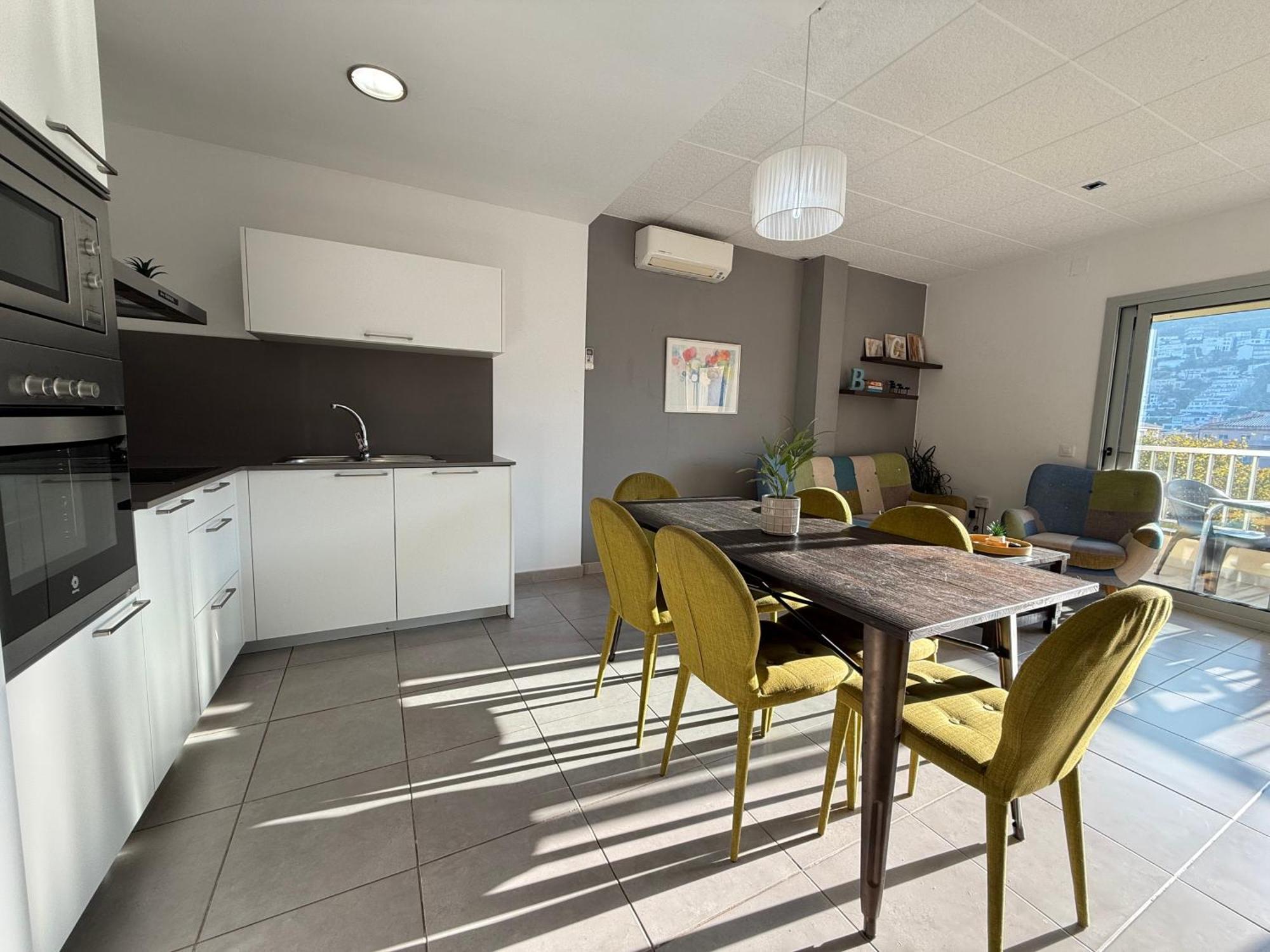 Agi Peater Center Apartment