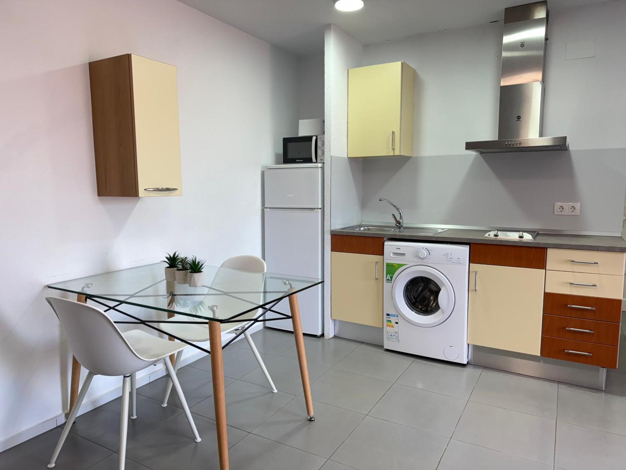 Agi Peater Center Apartment