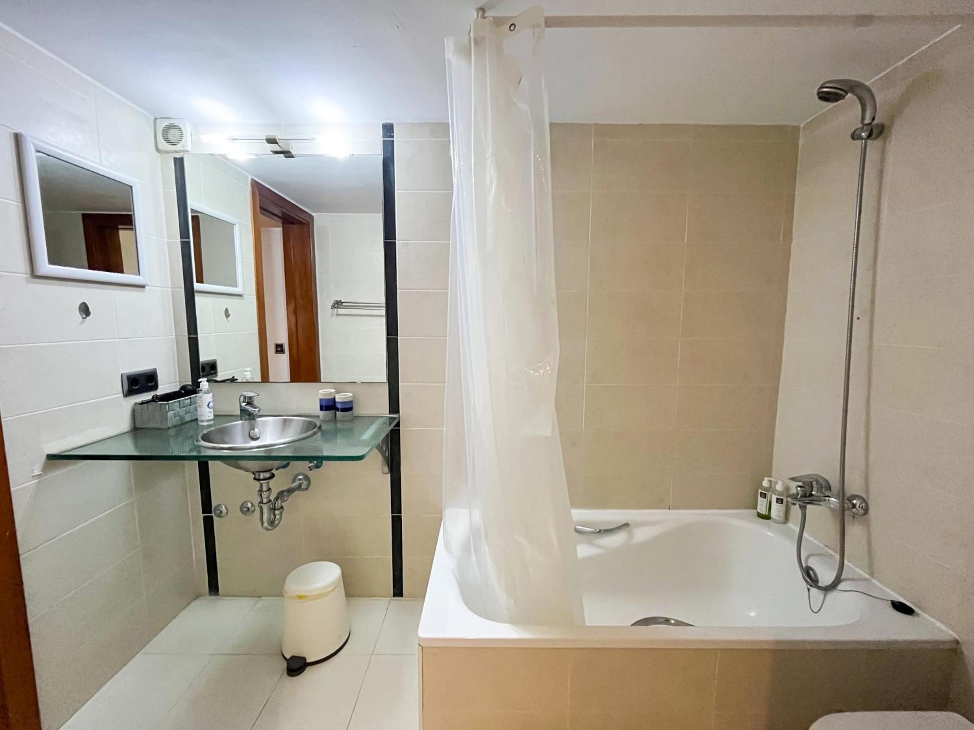 Apartment Modern In Old Town W Cathedral Views Girona