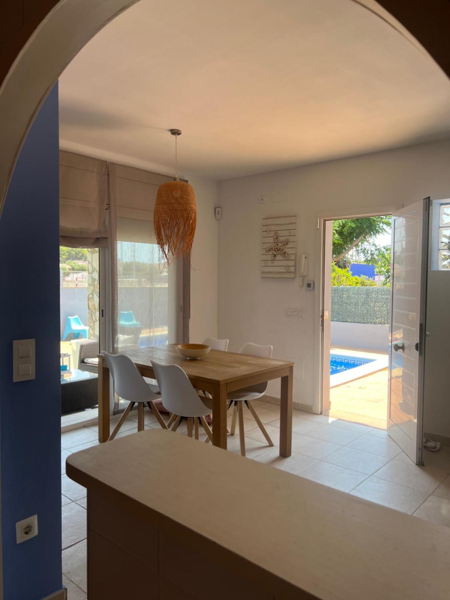 Holiday home Casa En L Escala Con Piscina Y Wifi Free