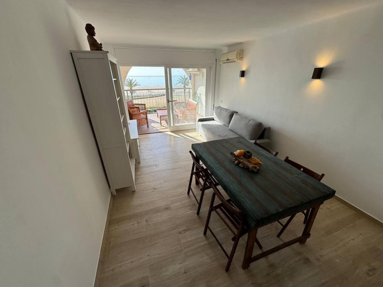 Awaydays En La 4a Planta Vista Mar Apartment Empuriabrava