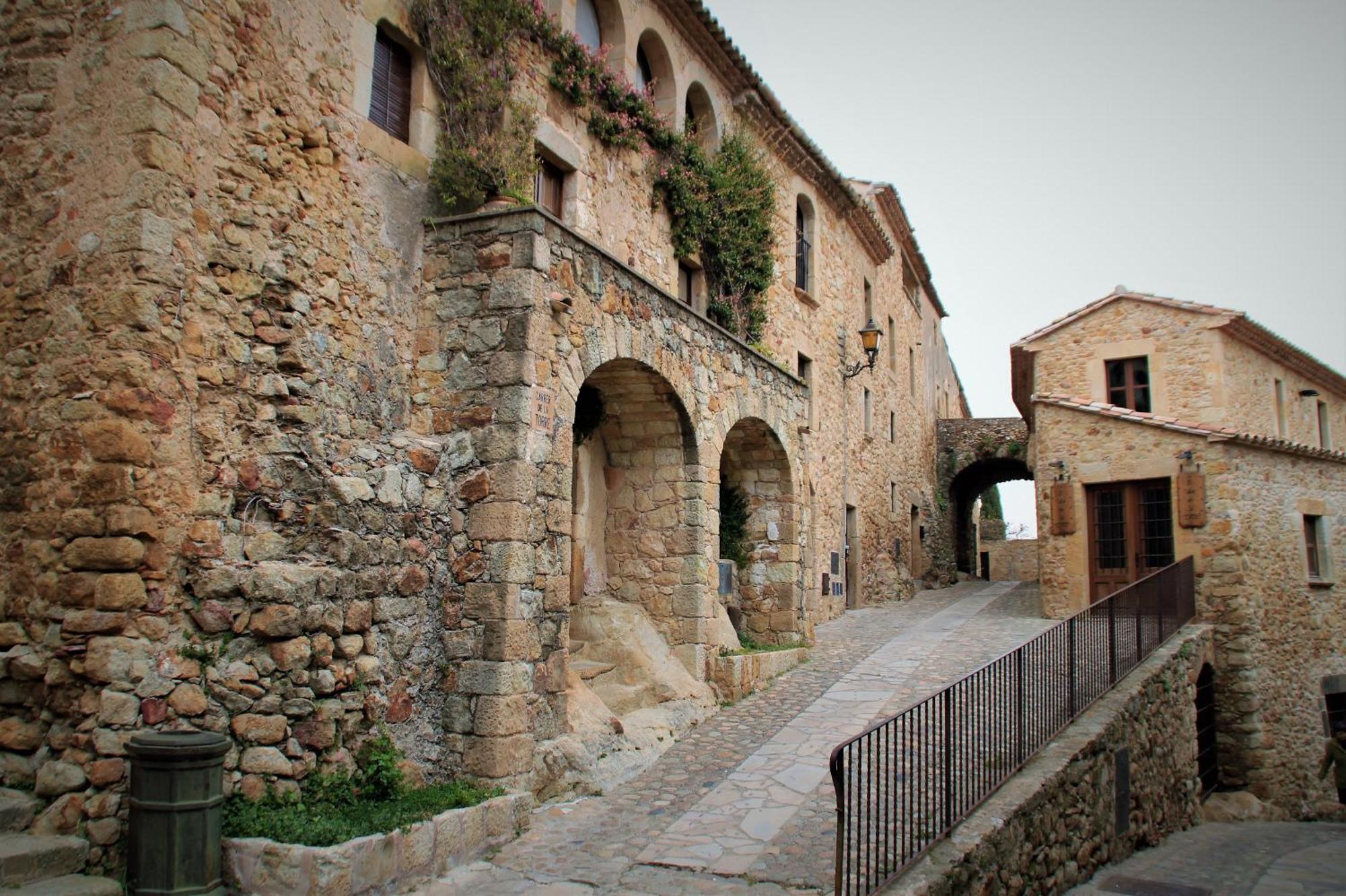 Casa B Pueblo Medieval De *