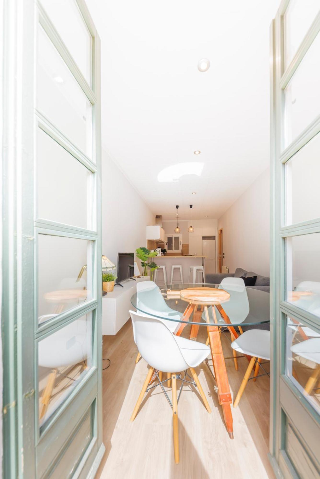 Bravissimo Mora 4 Apartment
