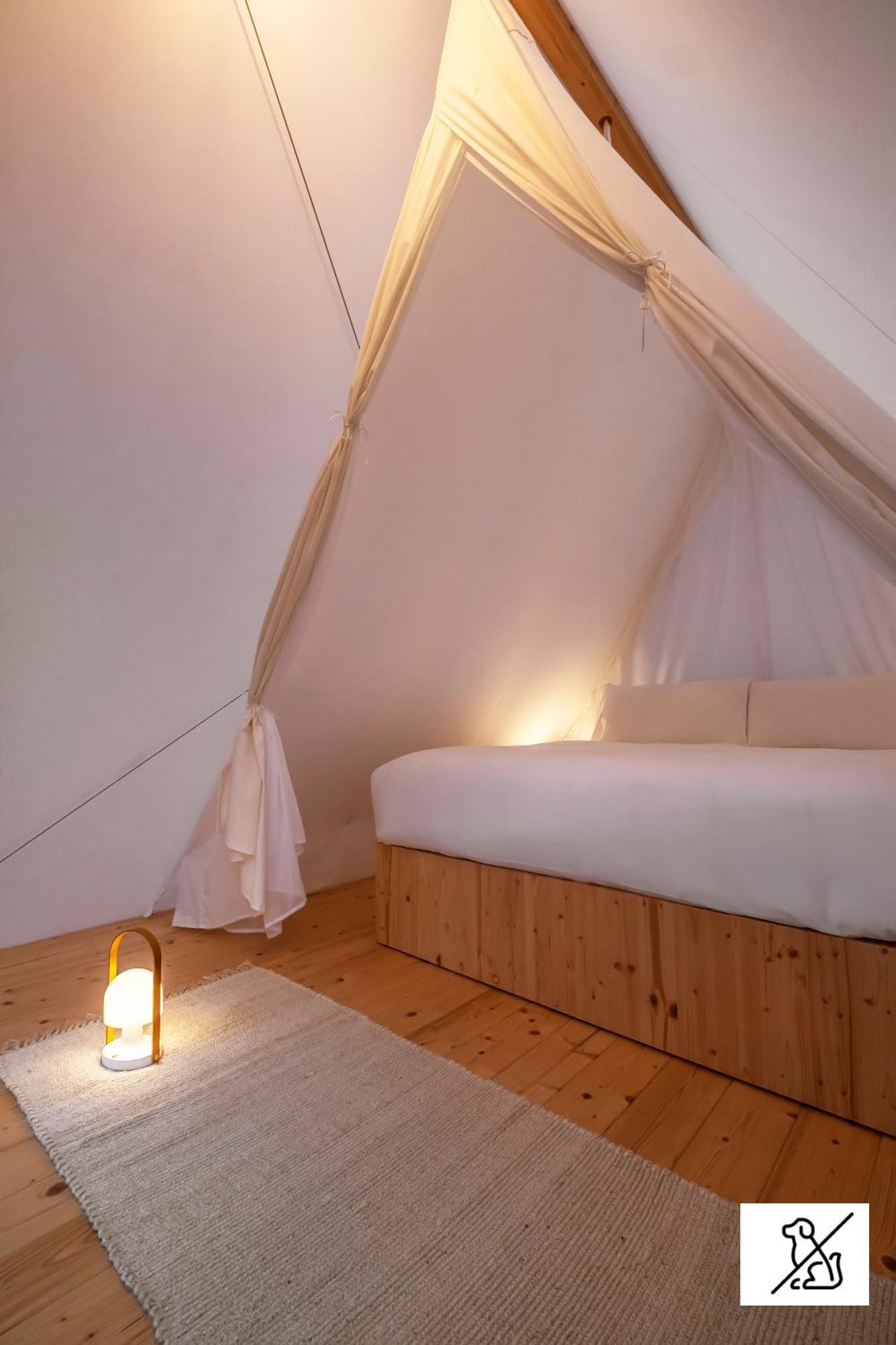 Wecamp Cala Montgo 2*