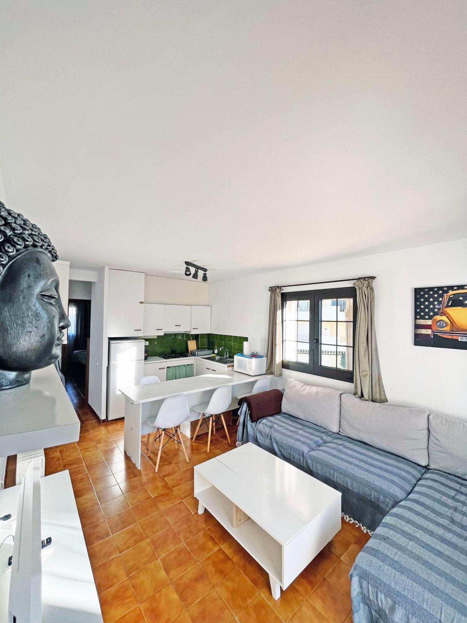 Apartamento En La Escala Con Piscina Y Parking *