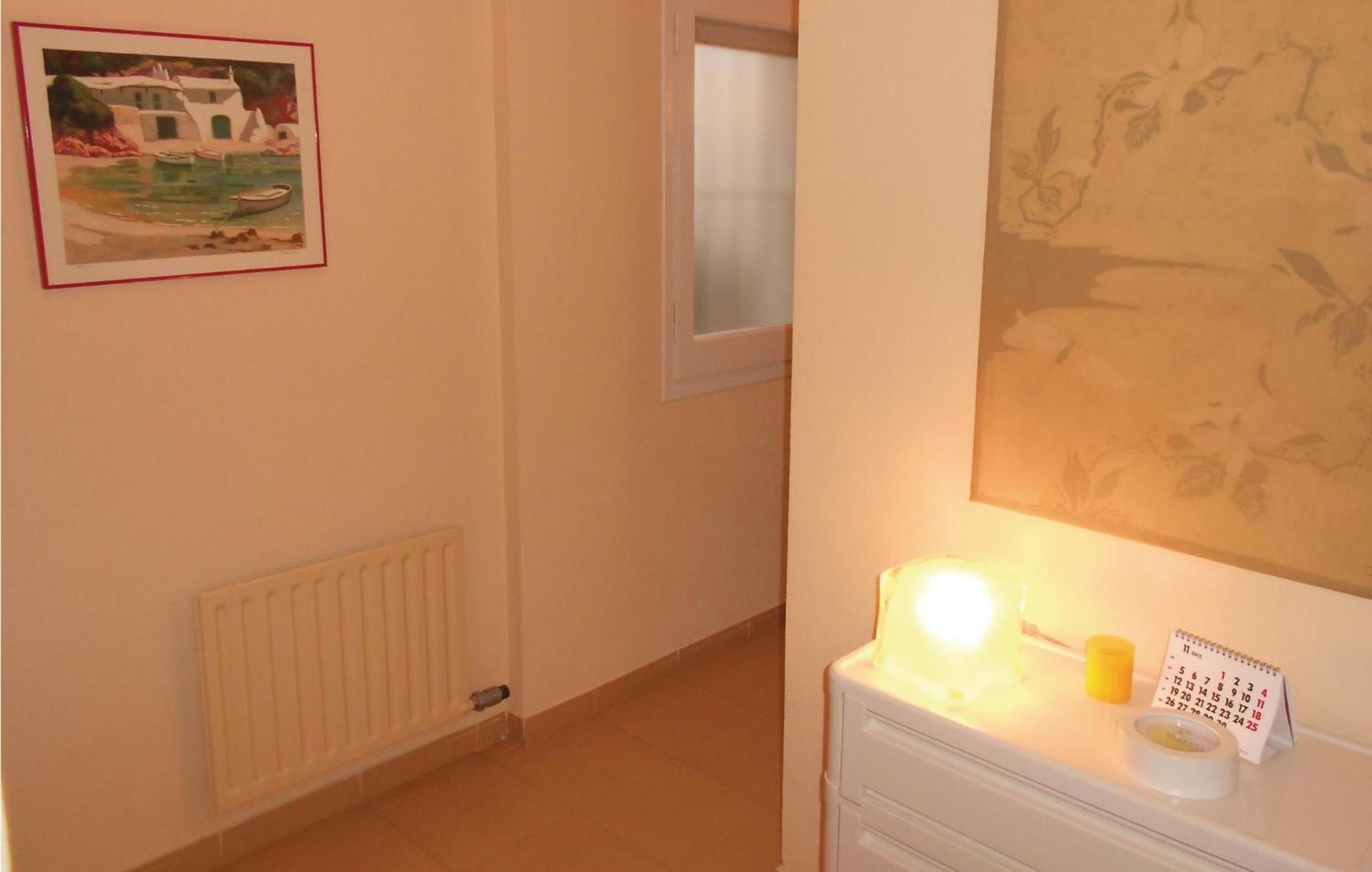 Apartment Stunning In With Wifi Tossa de Mar