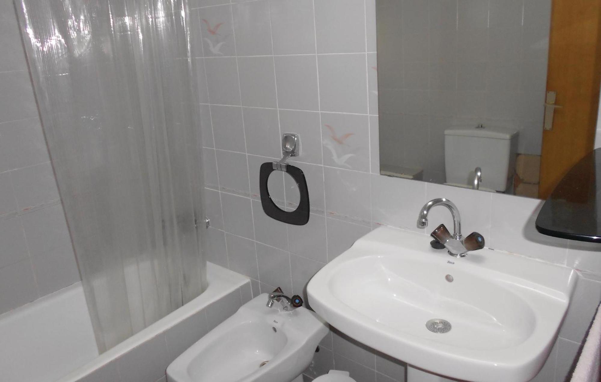 Stunning In With Wifi Apartment