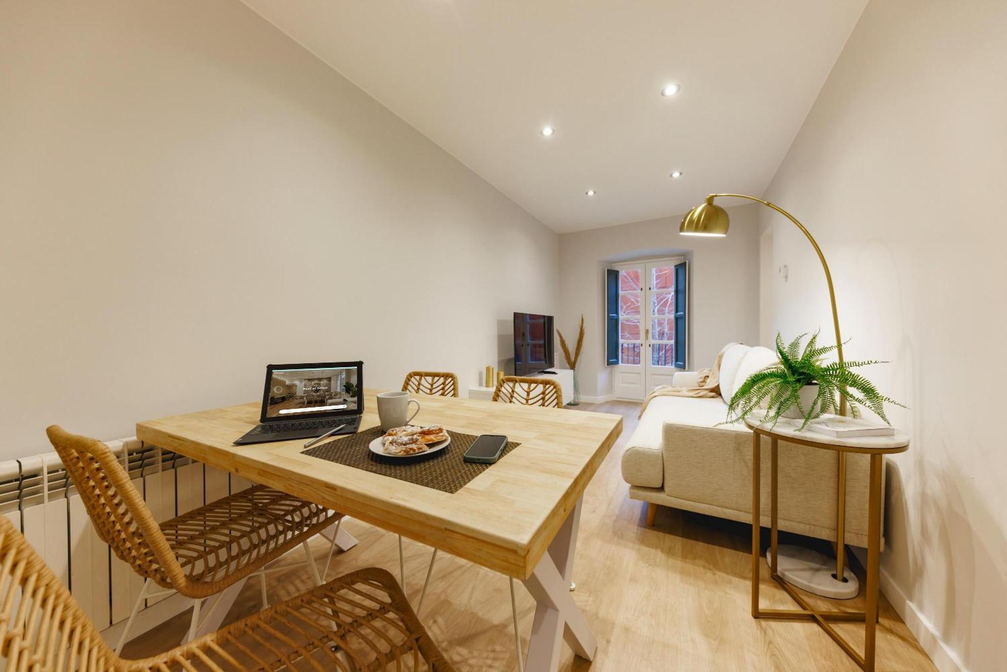 Bravissimo Mora 4 Apartment Girona
